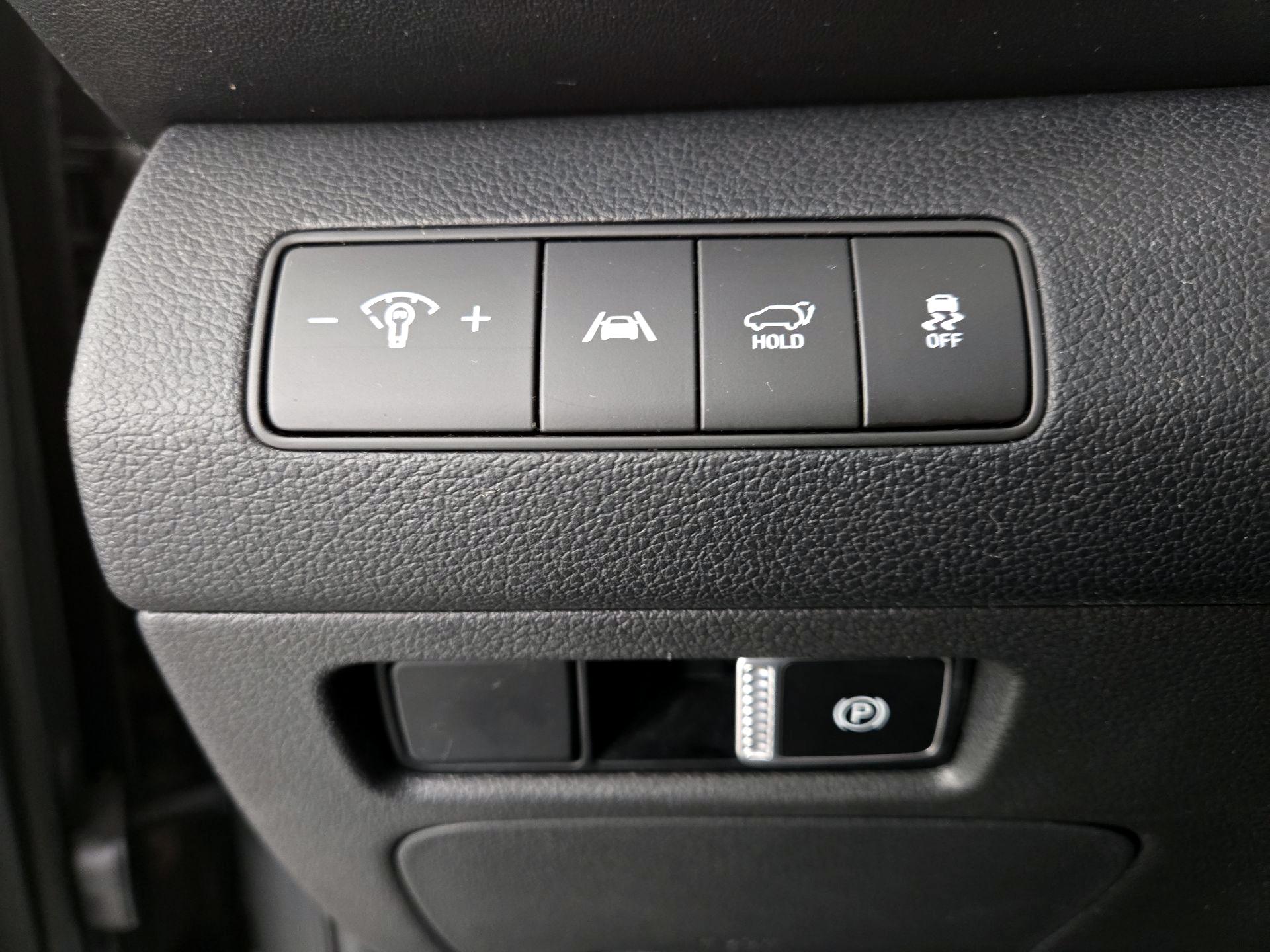 Thumbnail: 2023 Hyundai Santa Fe - 13