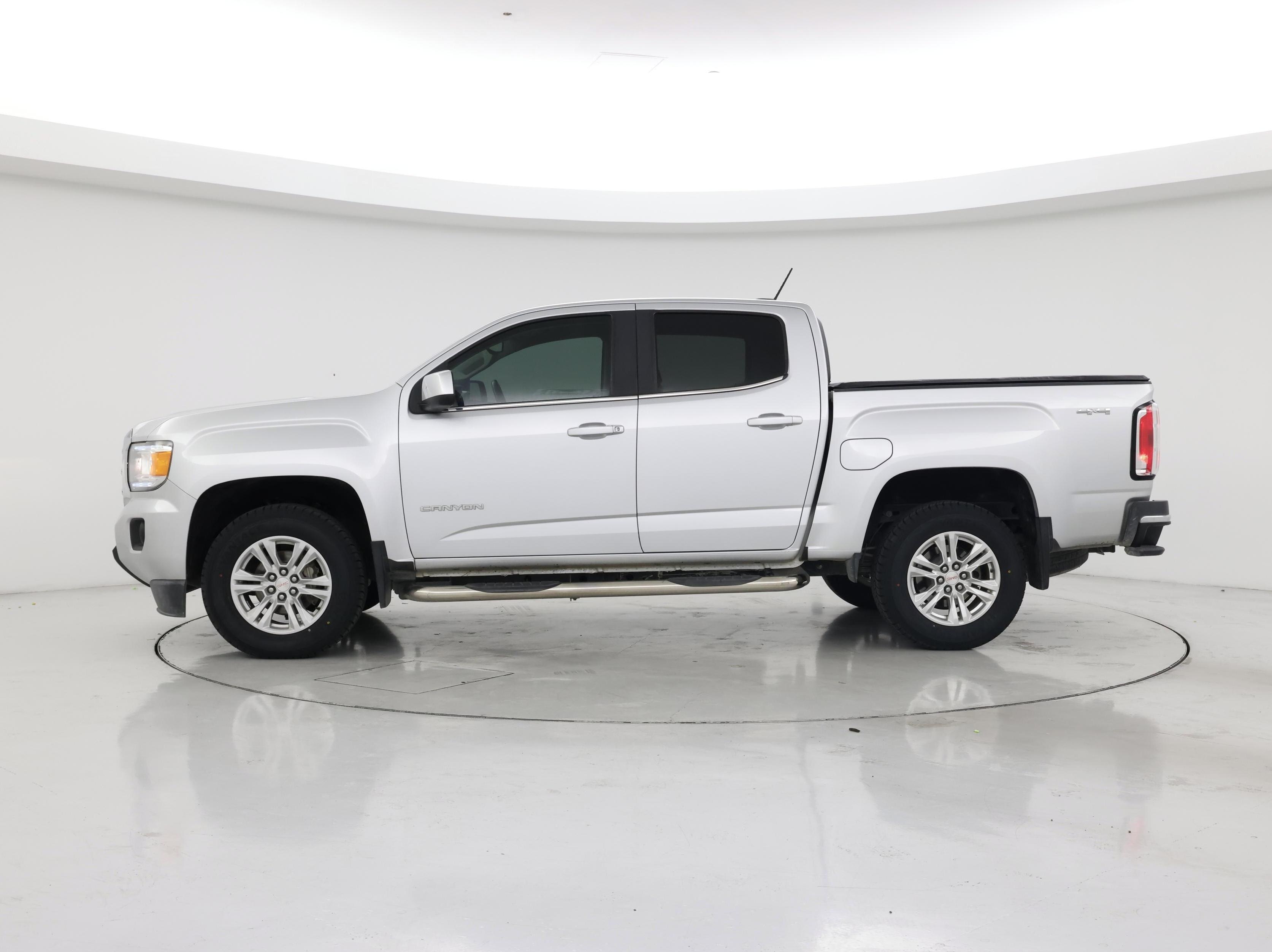 Thumbnail: 2019 GMC Canyon - 3