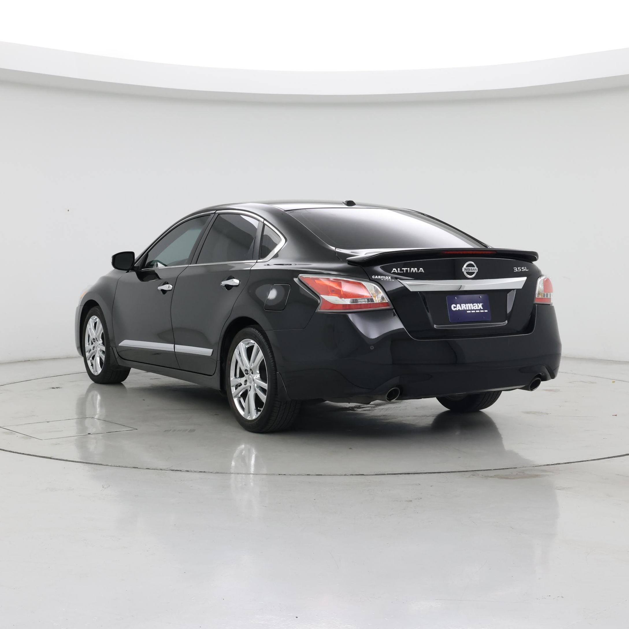 Thumbnail: 2015 Nissan Altima - 2