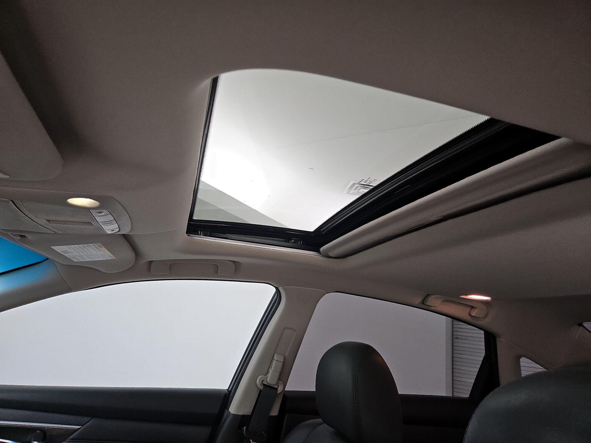 Thumbnail: 2015 Nissan Altima - 20