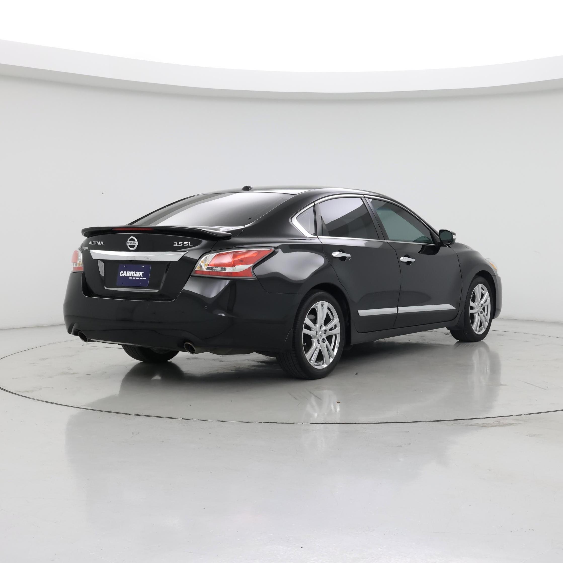 Thumbnail: 2015 Nissan Altima - 8