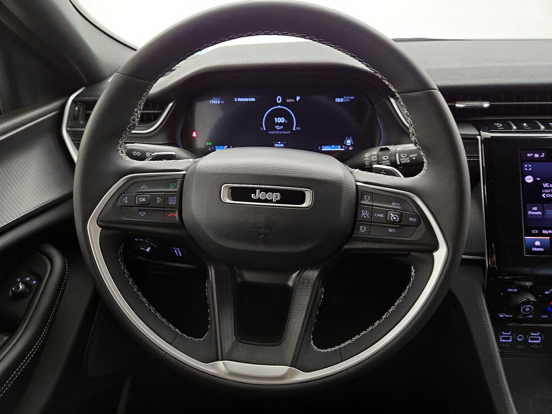 Thumbnail: 2024 Jeep Grand Cherokee - 10