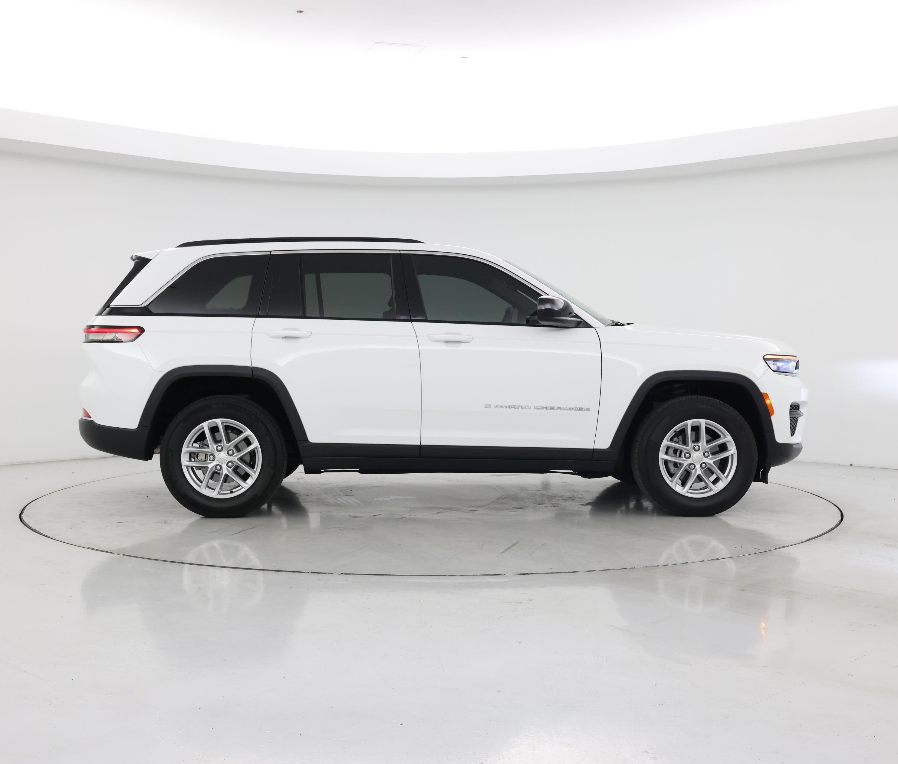 Thumbnail: 2024 Jeep Grand Cherokee - 7