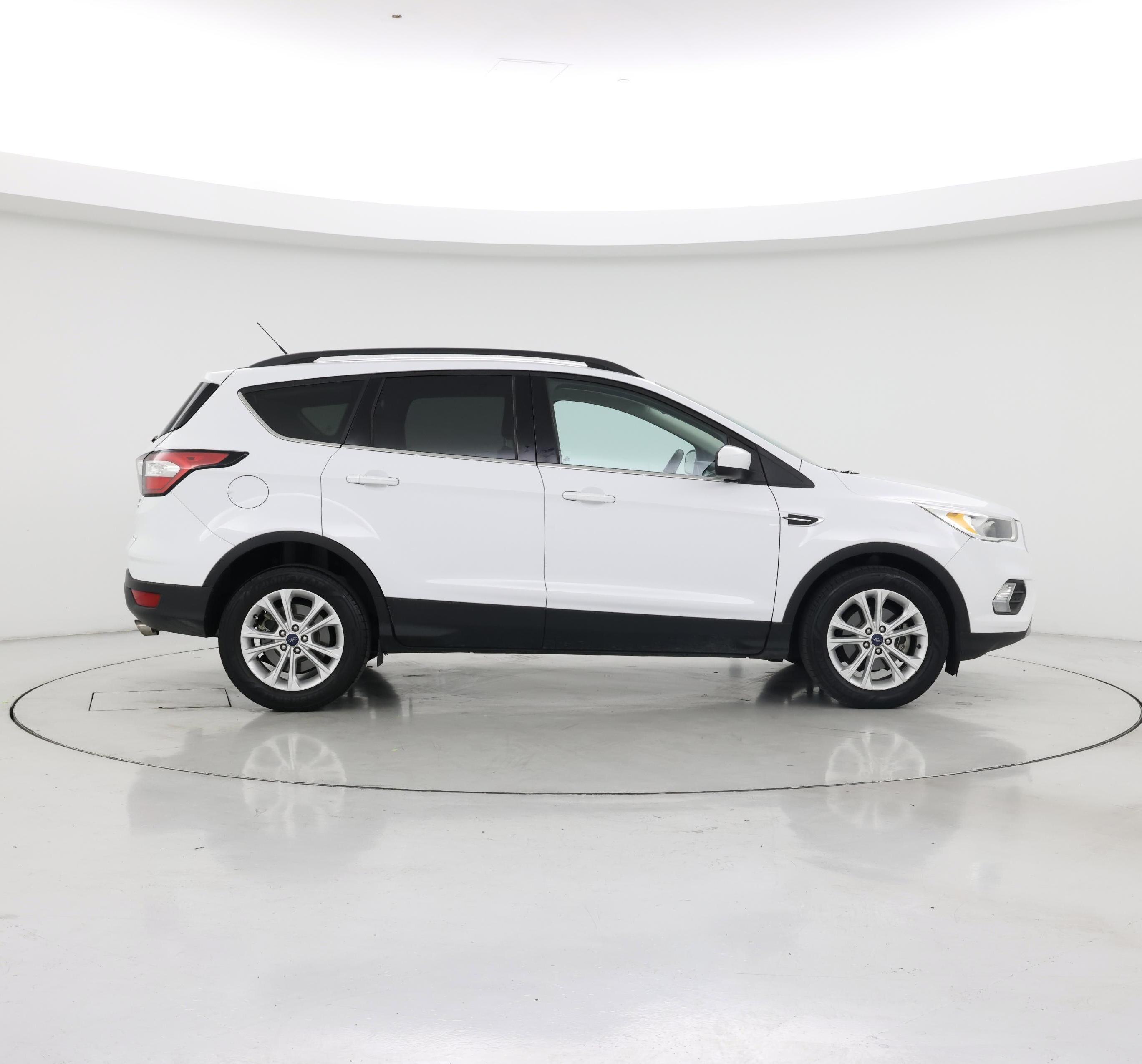 Thumbnail: 2018 Ford Escape - 7