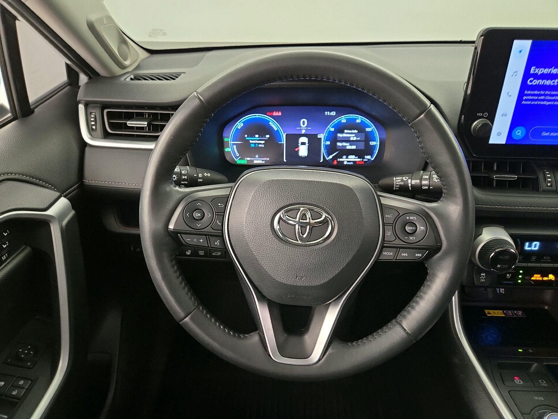 Thumbnail: 2023 Toyota RAV4 - 10