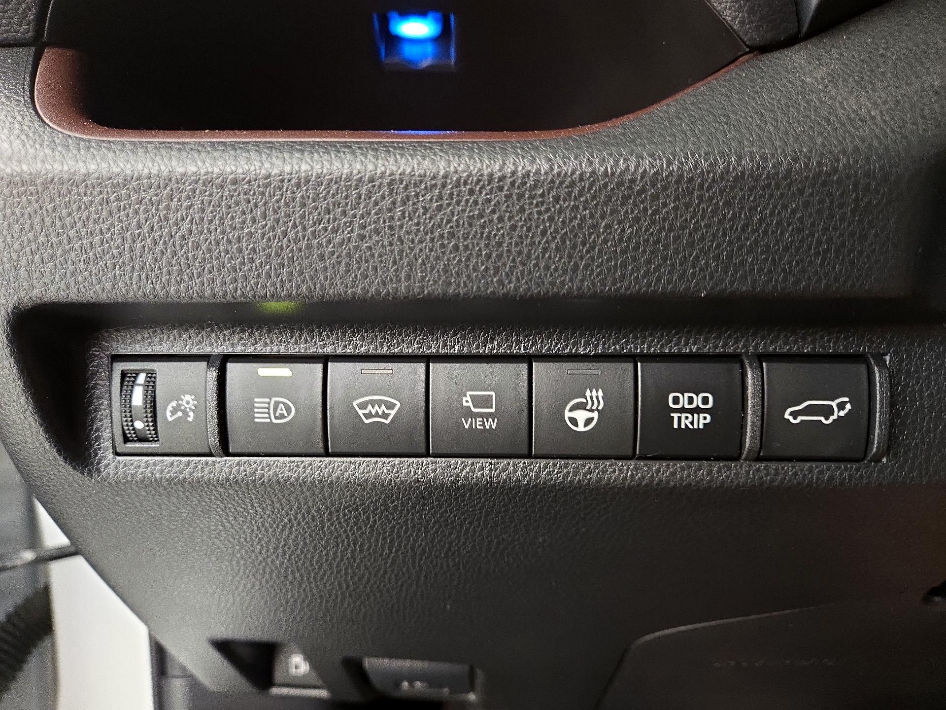 Thumbnail: 2023 Toyota RAV4 - 13