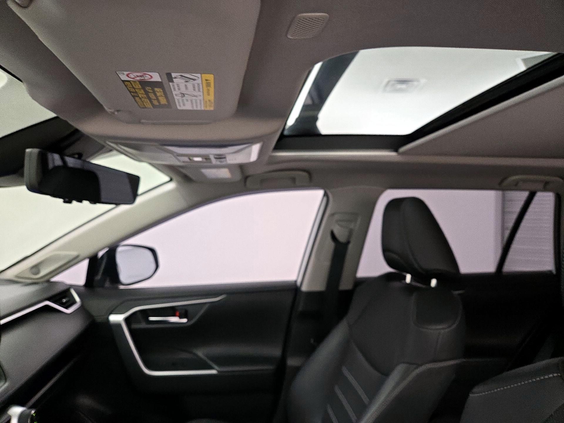Thumbnail: 2023 Toyota RAV4 - 19