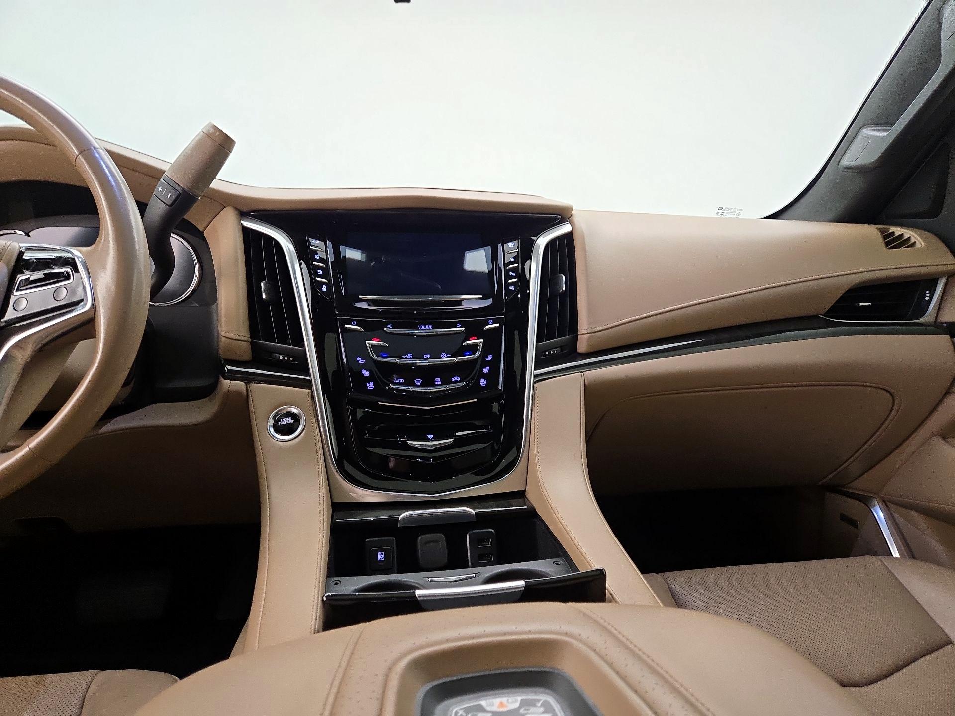 Thumbnail: 2020 Cadillac Escalade - 9