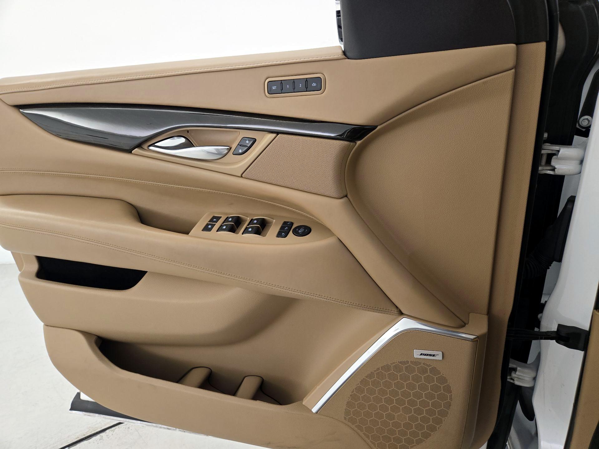 Thumbnail: 2020 Cadillac Escalade - 12