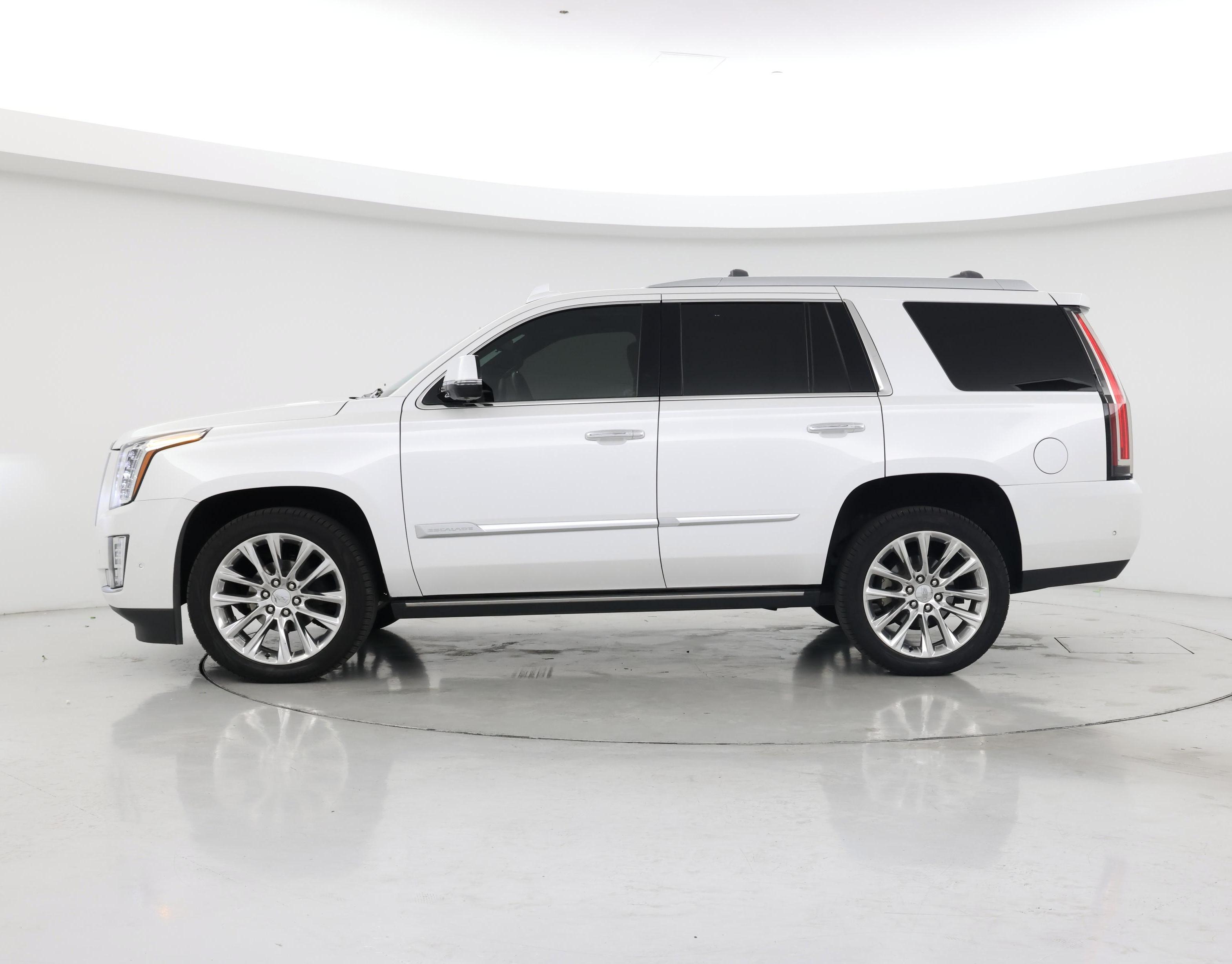 Thumbnail: 2020 Cadillac Escalade - 3