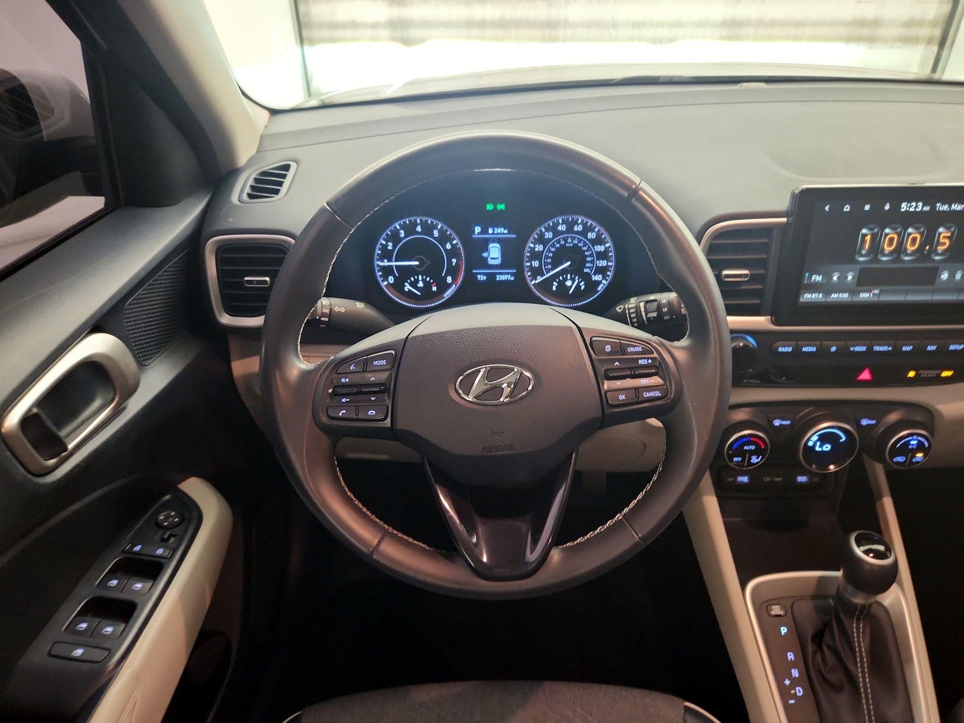 Thumbnail: 2022 Hyundai Venue - 10