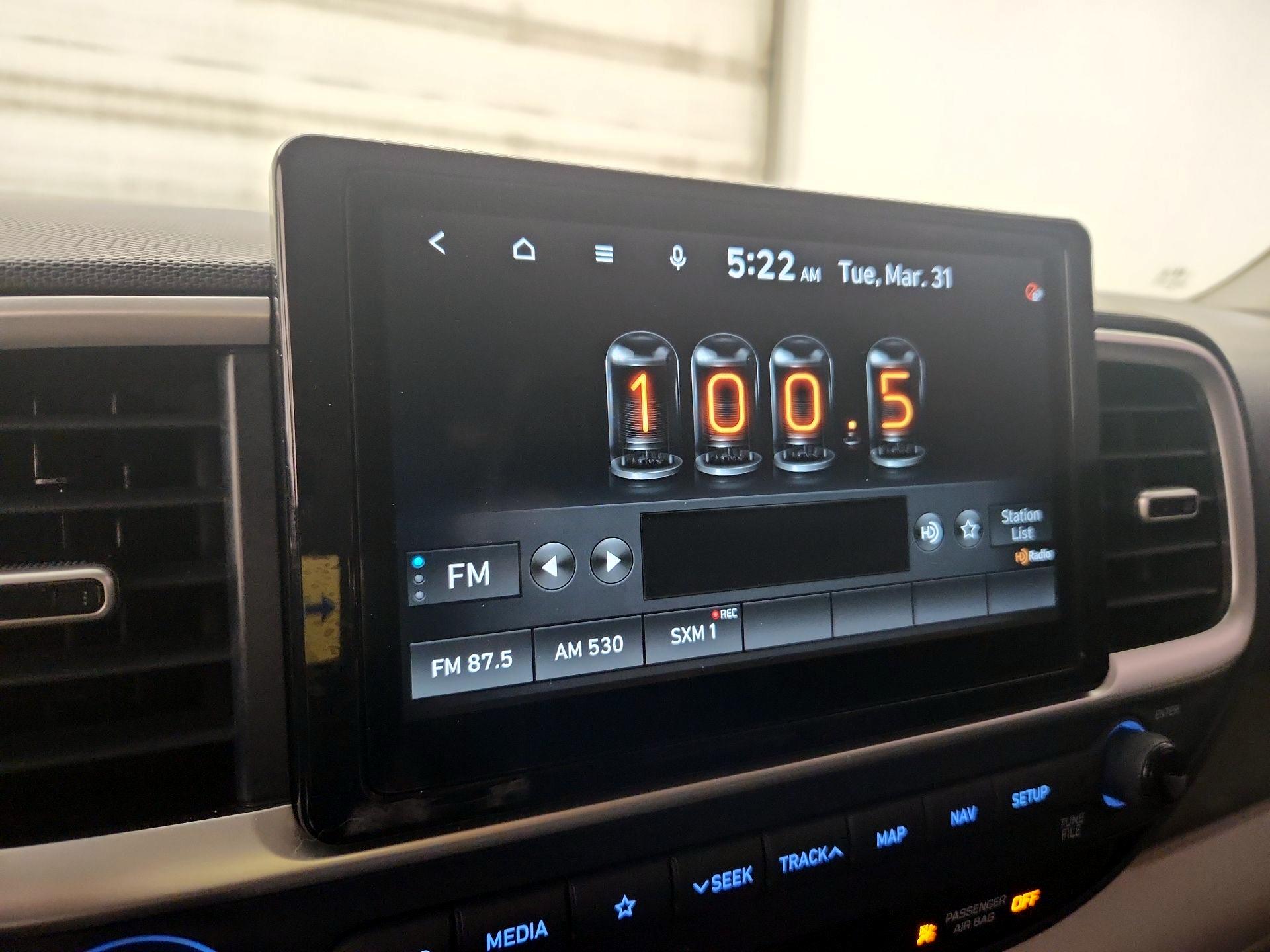 Thumbnail: 2022 Hyundai Venue - 15