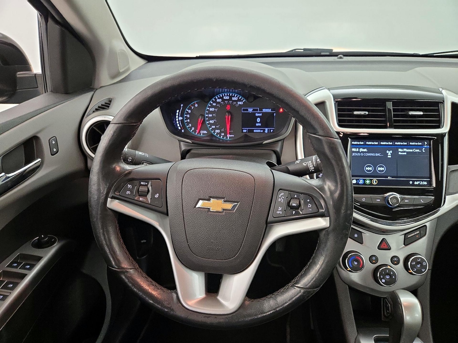 2019 Chevrolet Sonic Premier - Photo 11