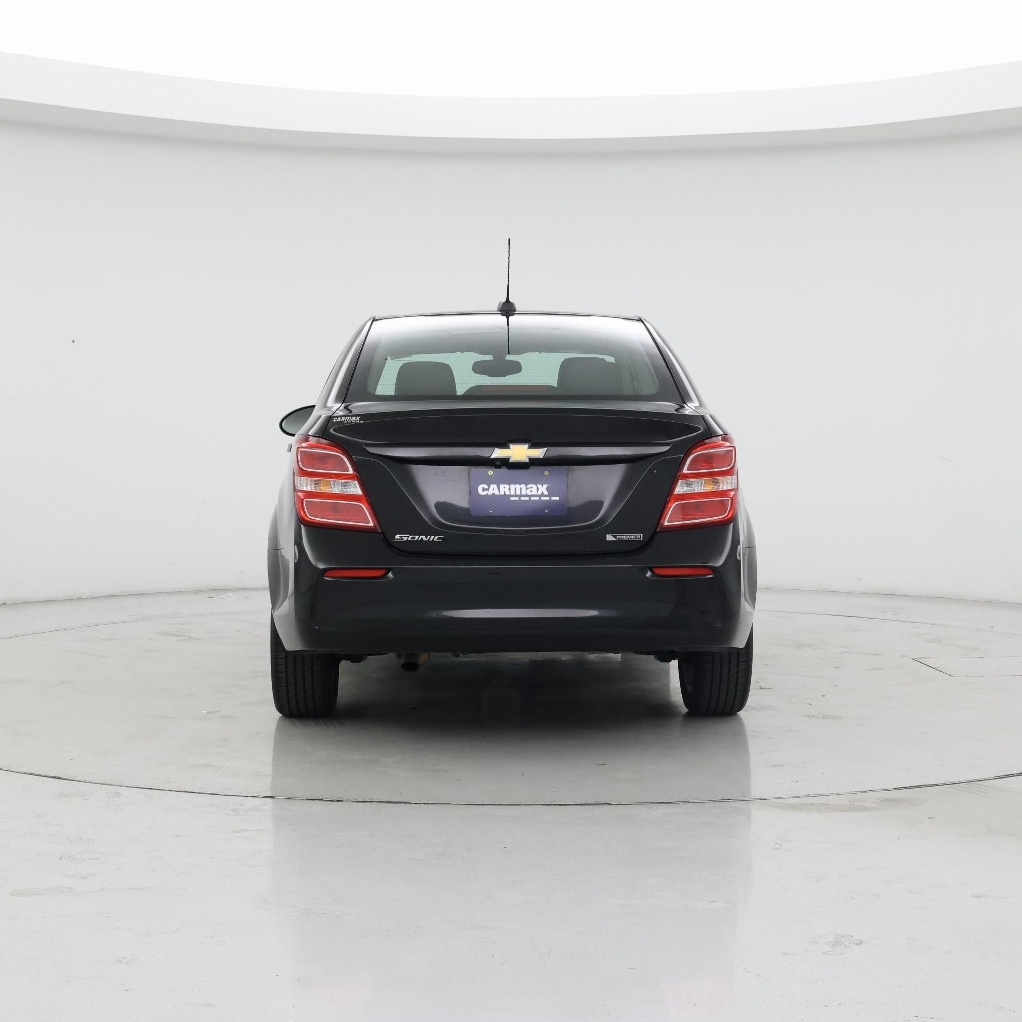 Thumbnail: 2019 Chevrolet Sonic - 6