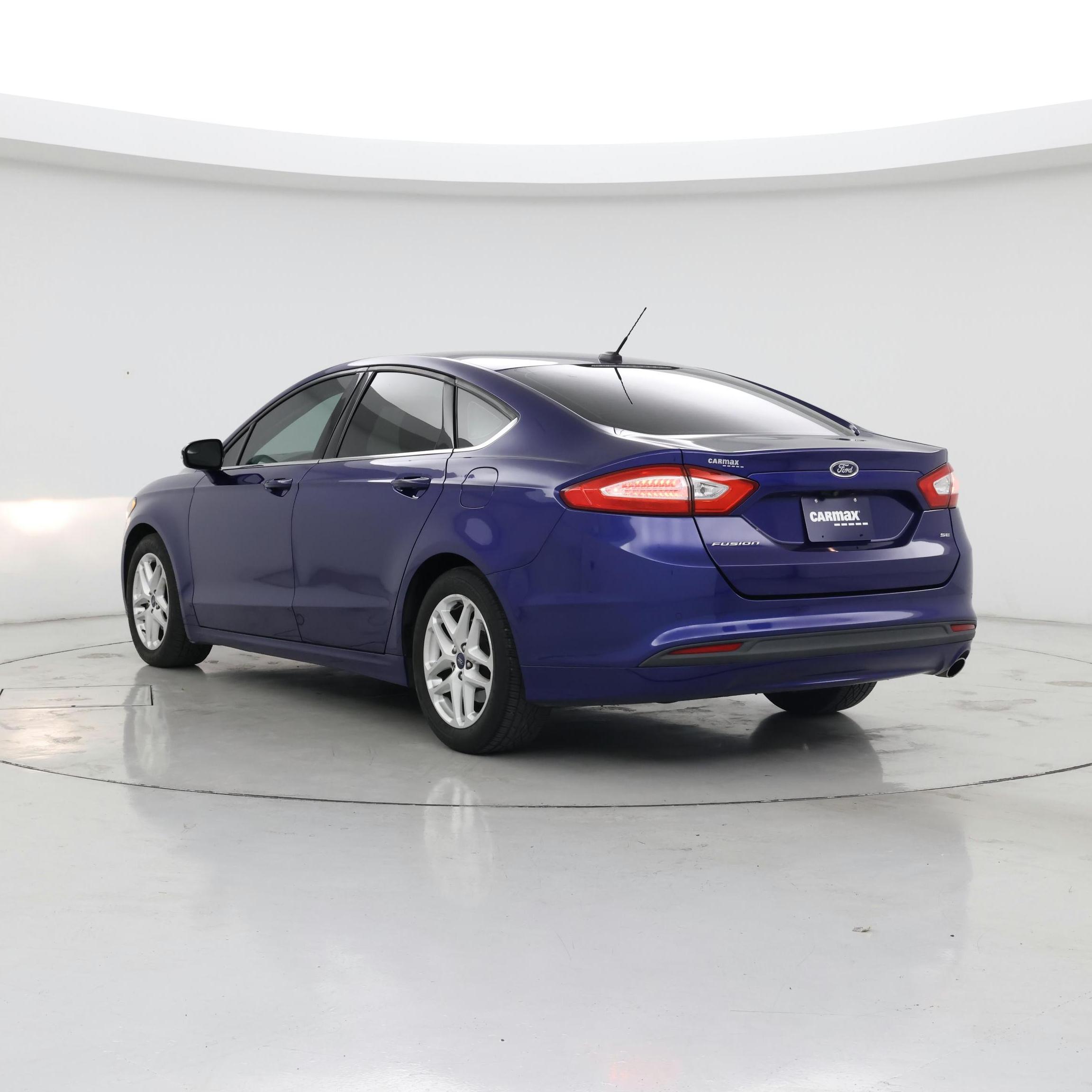 Thumbnail: 2016 Ford Fusion - 2