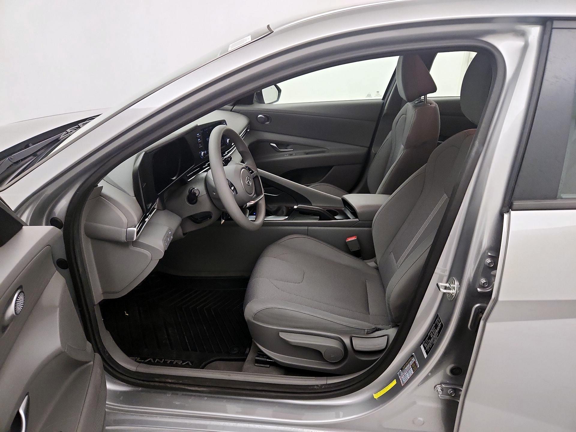 Thumbnail: 2023 Hyundai Elantra - 11