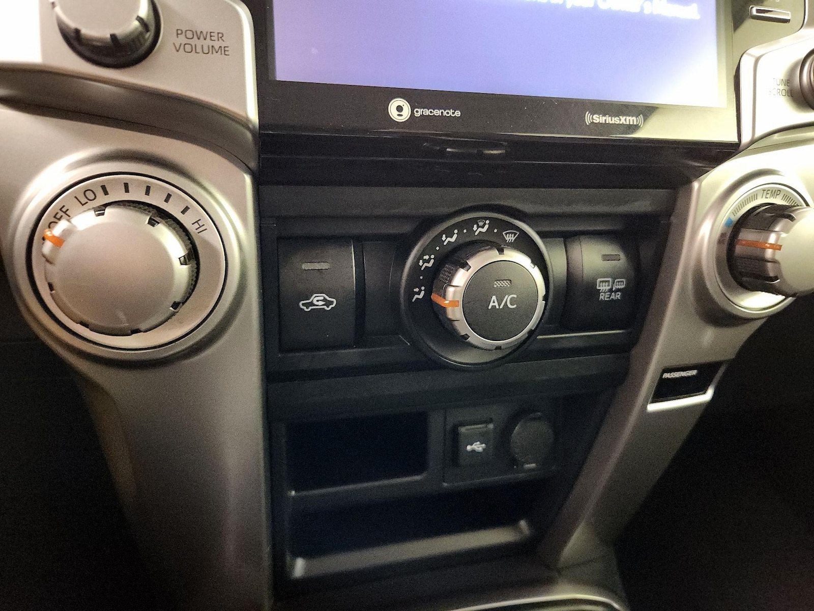 2024 Toyota 4Runner SR5 - Photo 17