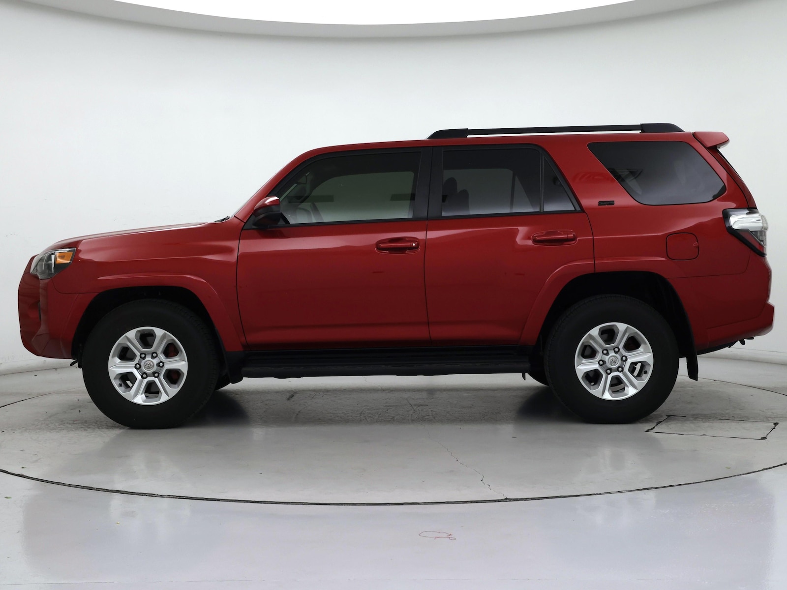 2024 Toyota 4Runner SR5 - Photo 4