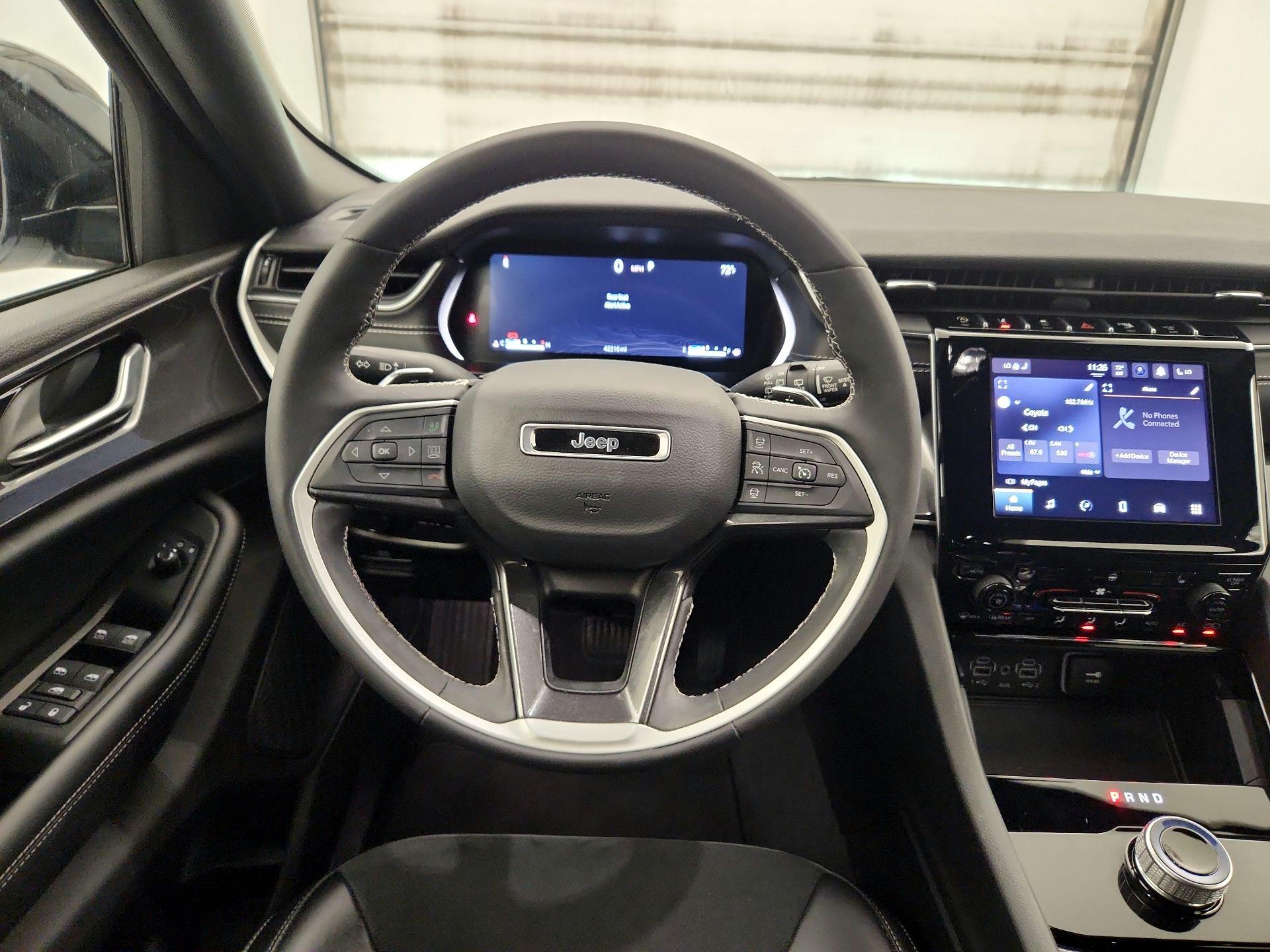 Thumbnail: 2023 Jeep Grand Cherokee - 10