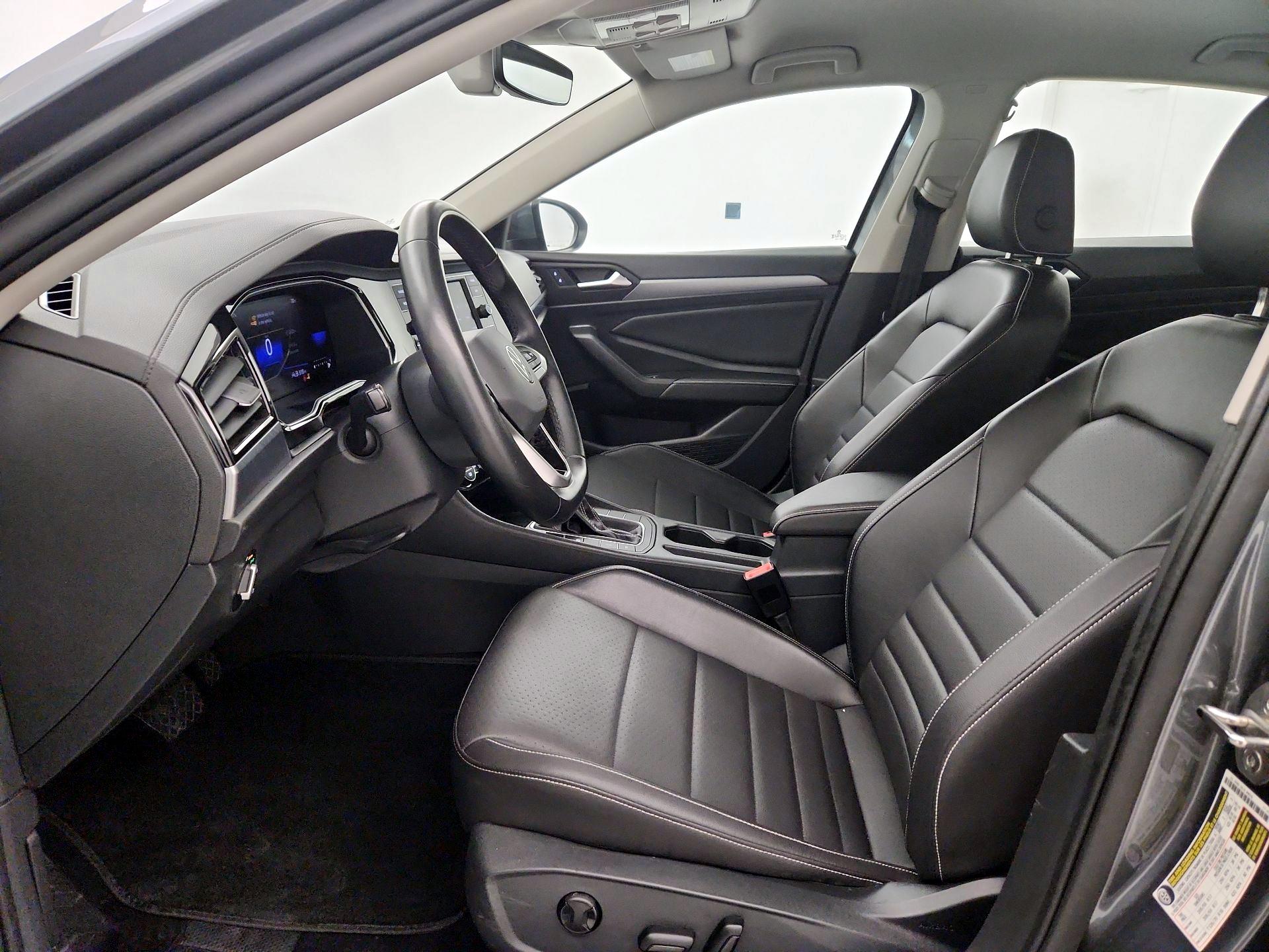 Thumbnail: 2024 Volkswagen Jetta - 11