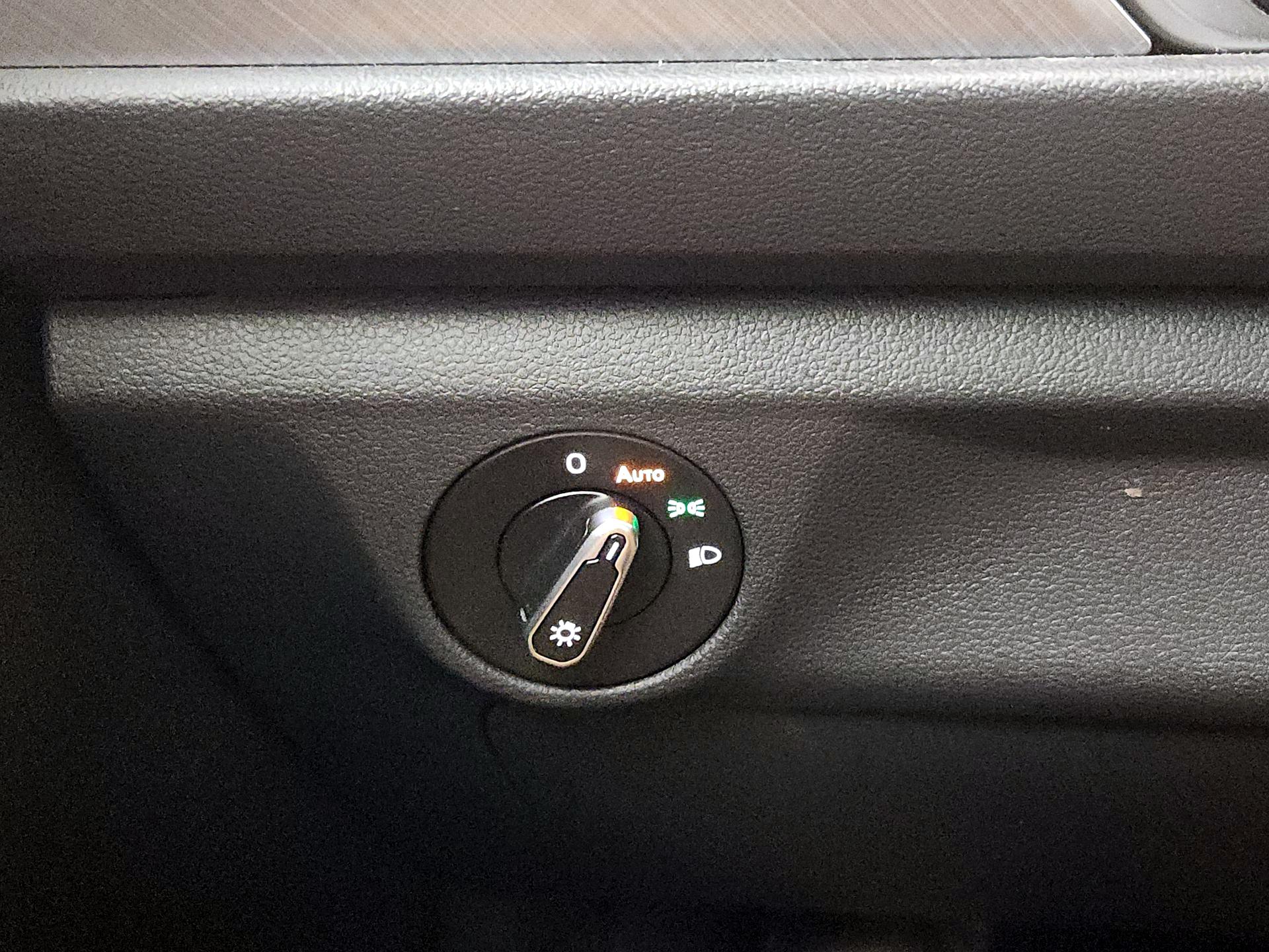 Thumbnail: 2024 Volkswagen Jetta - 13