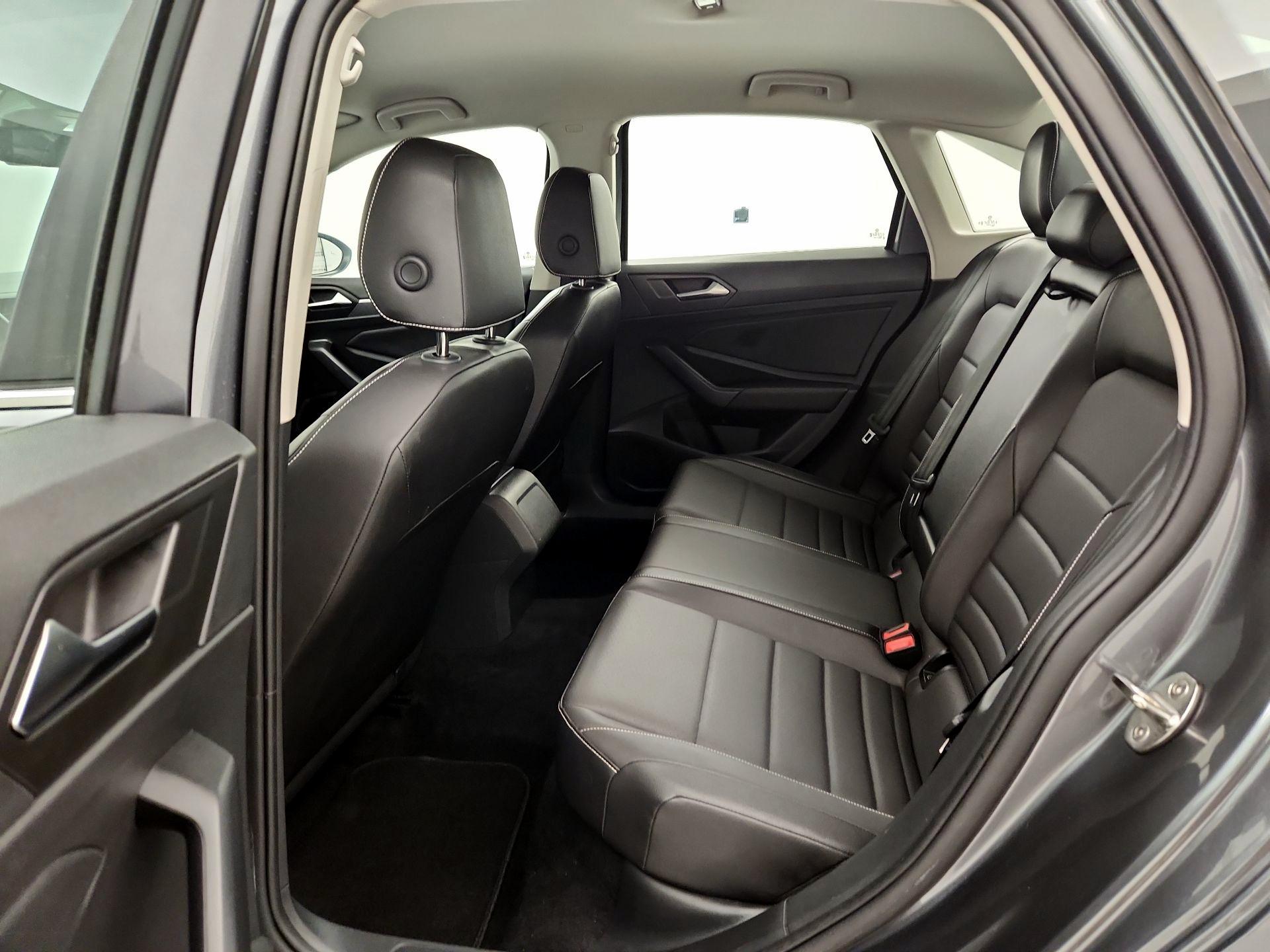 Thumbnail: 2024 Volkswagen Jetta - 19