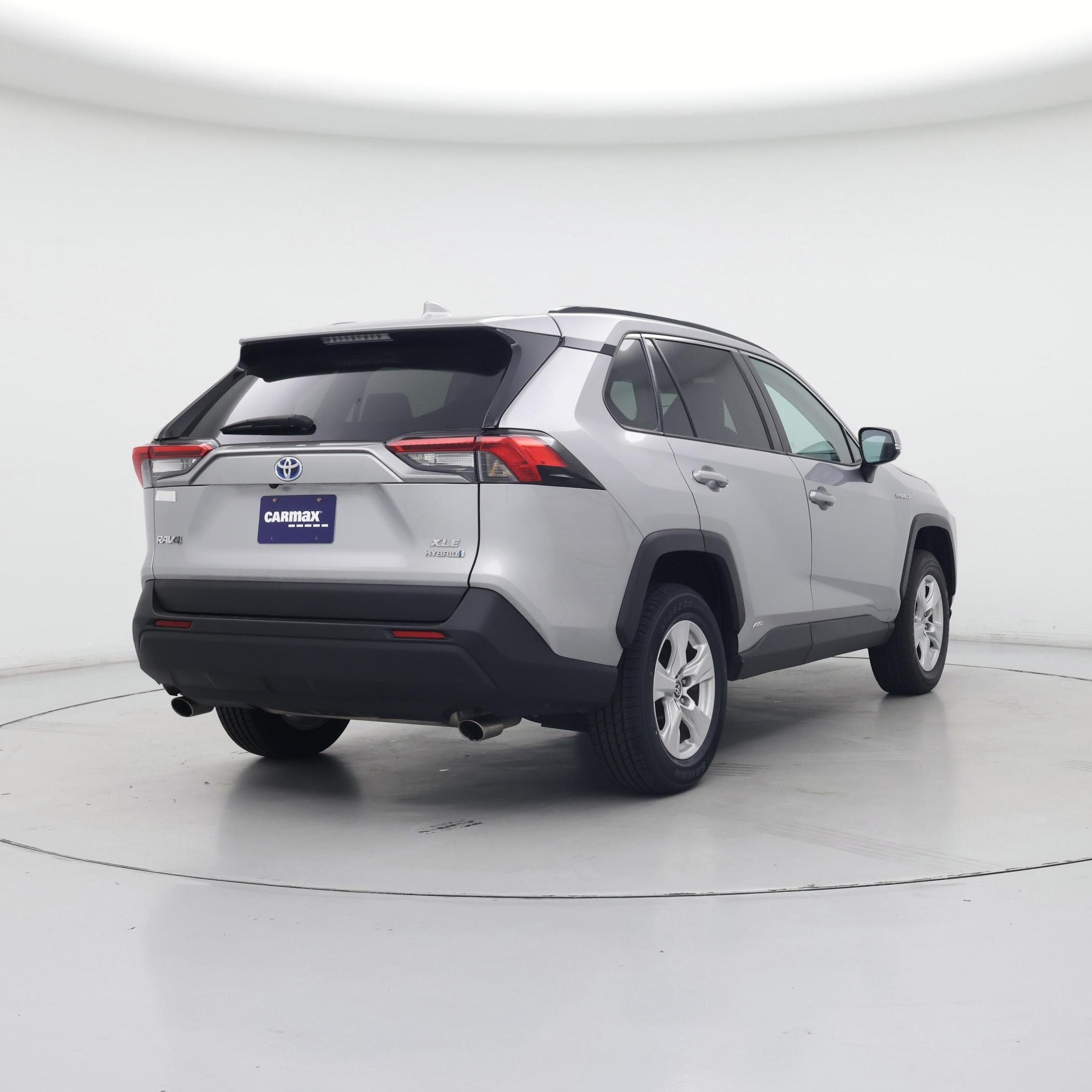 Thumbnail: 2021 Toyota RAV4 - 8