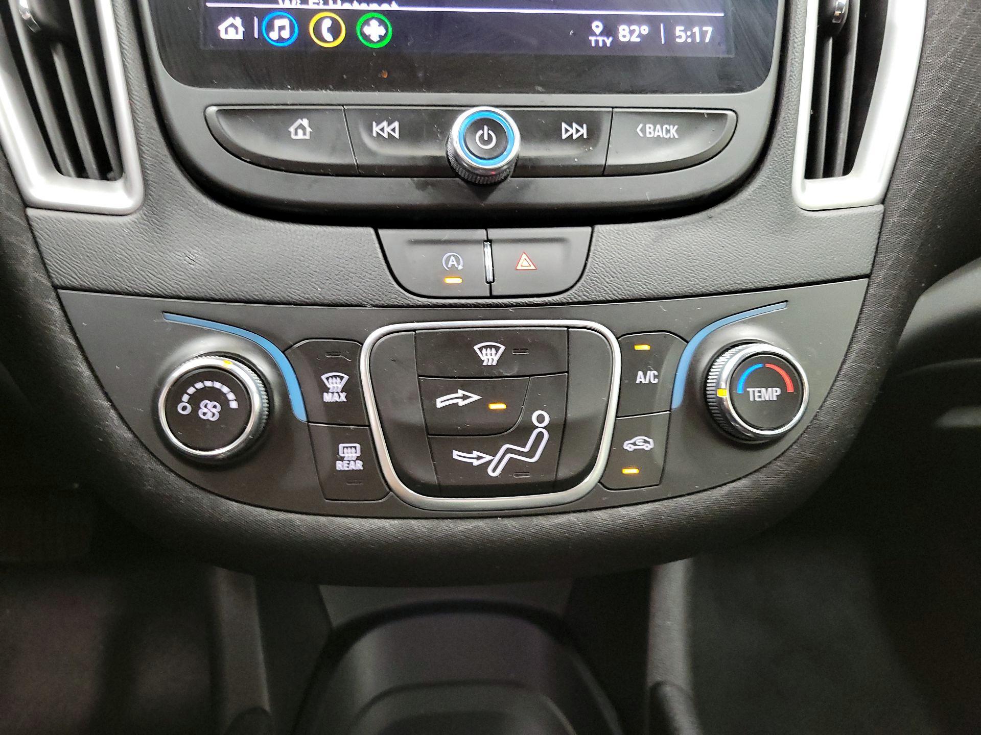 Thumbnail: 2024 Chevrolet Malibu - 16