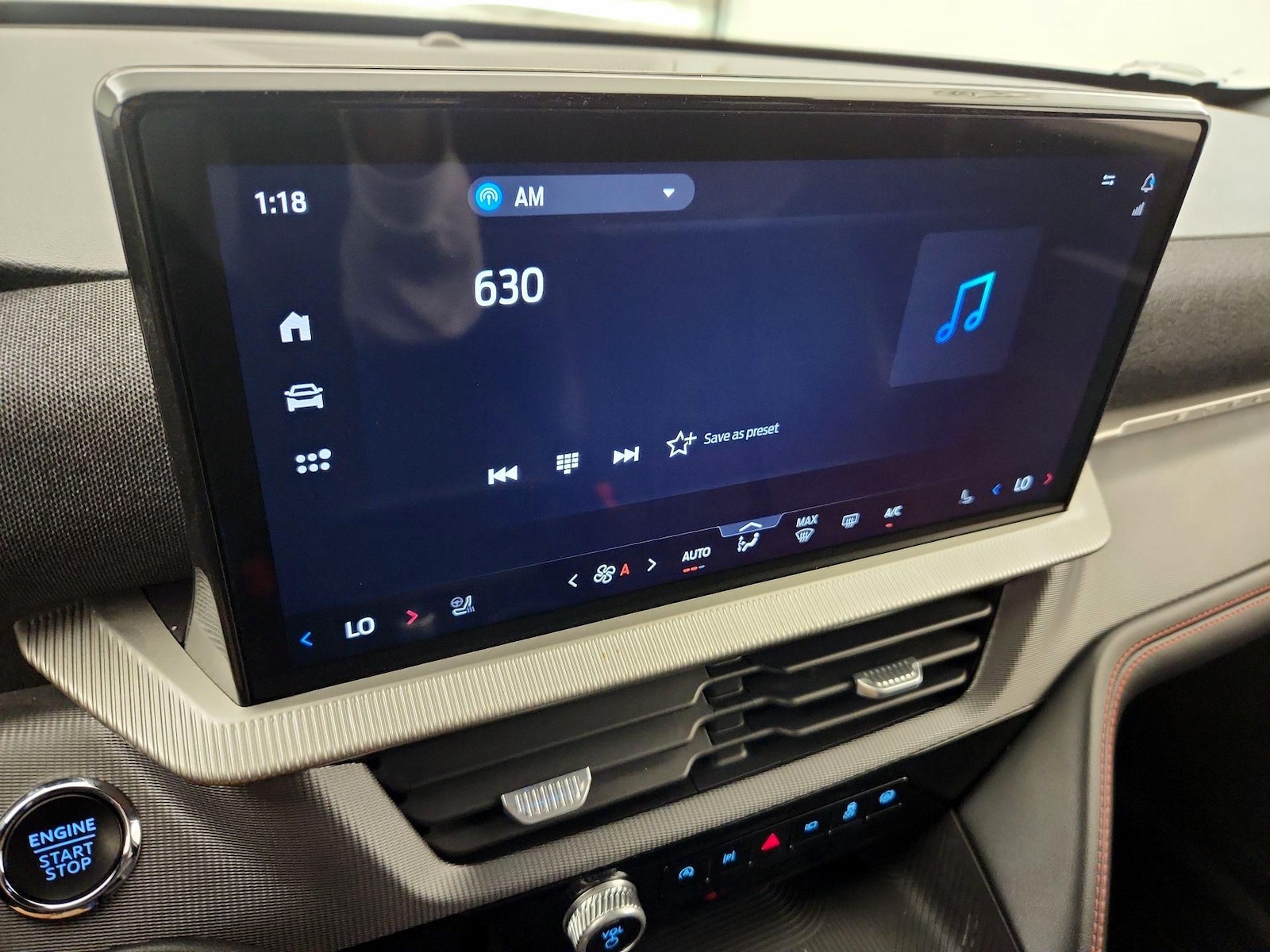 2025 Ford Explorer ST-LINE - Photo 16