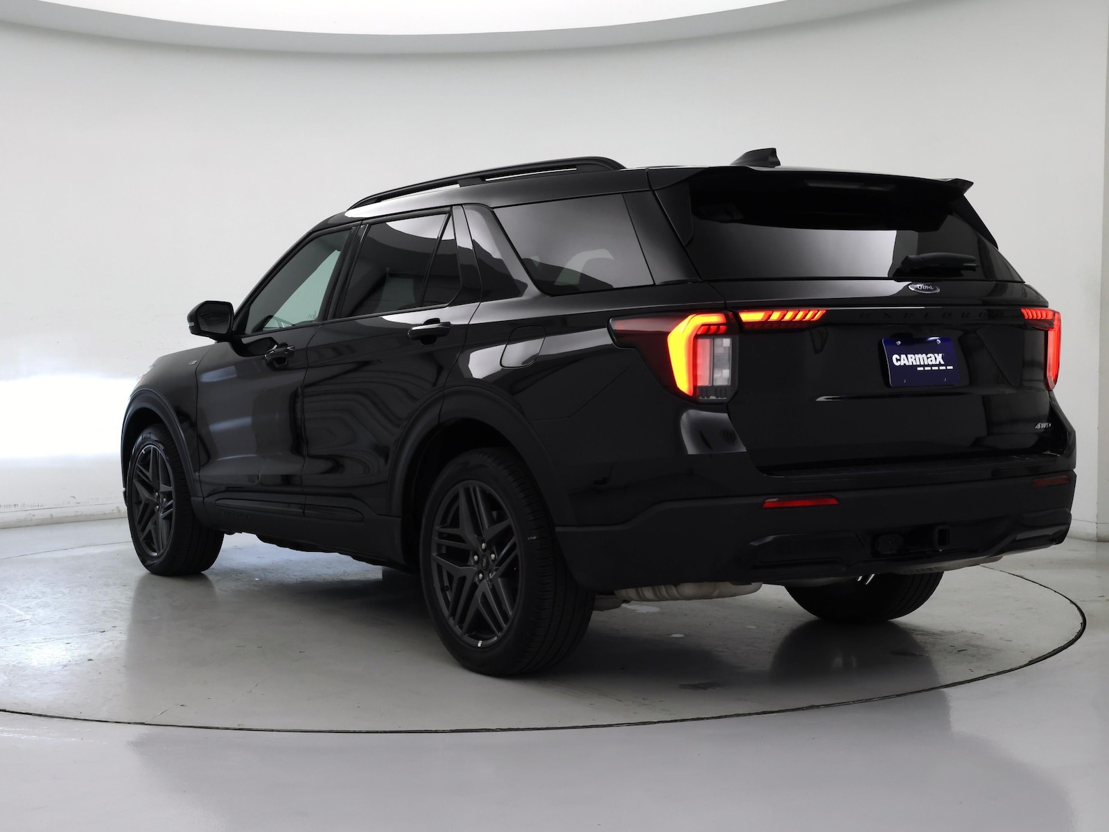 2025 Ford Explorer ST-LINE - Photo 3