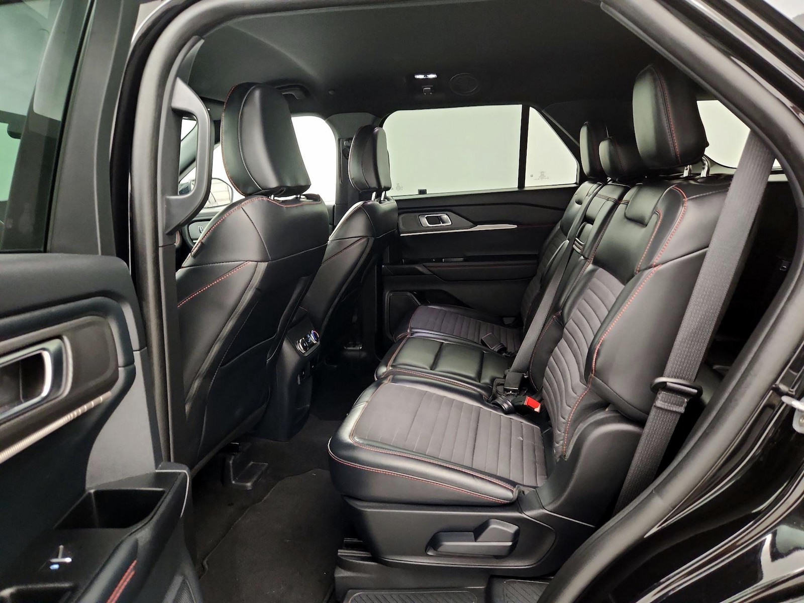 2025 Ford Explorer ST-LINE - Photo 20