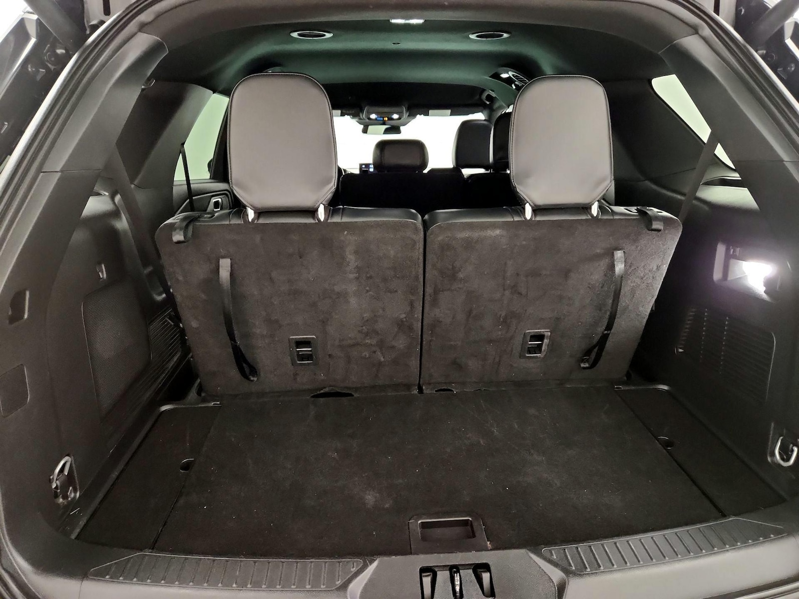 2025 Ford Explorer ST-LINE - Photo 22