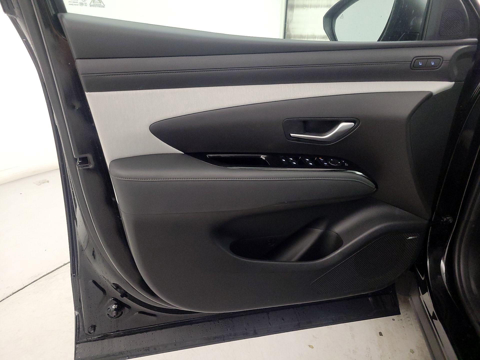 Thumbnail: 2025 Hyundai Santa Cruz - 12