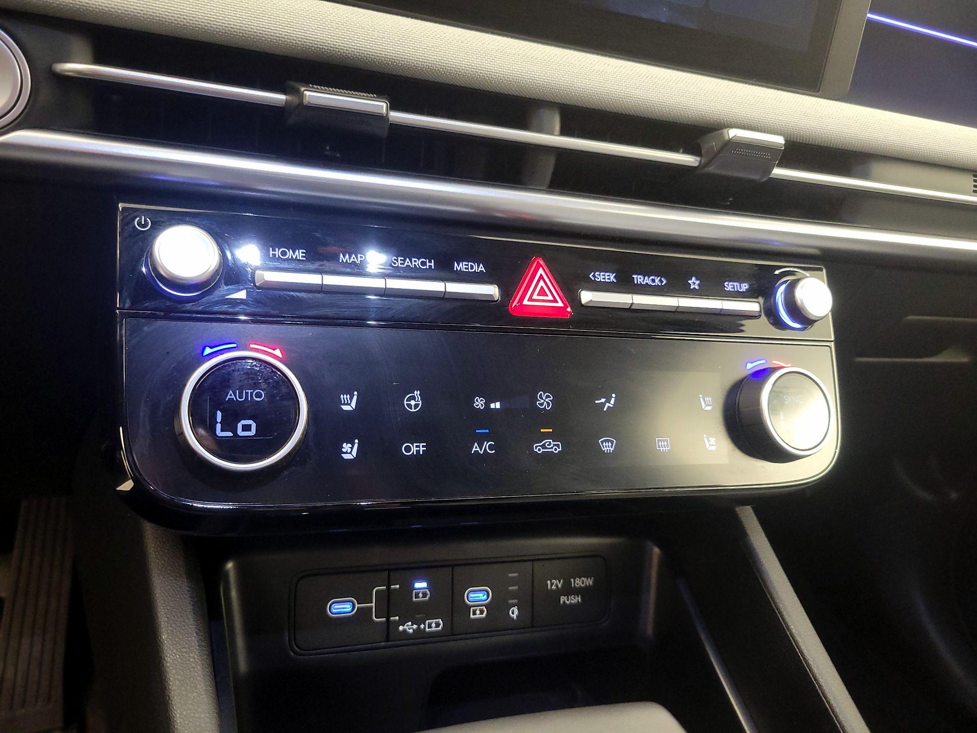 Thumbnail: 2025 Hyundai Santa Cruz - 17