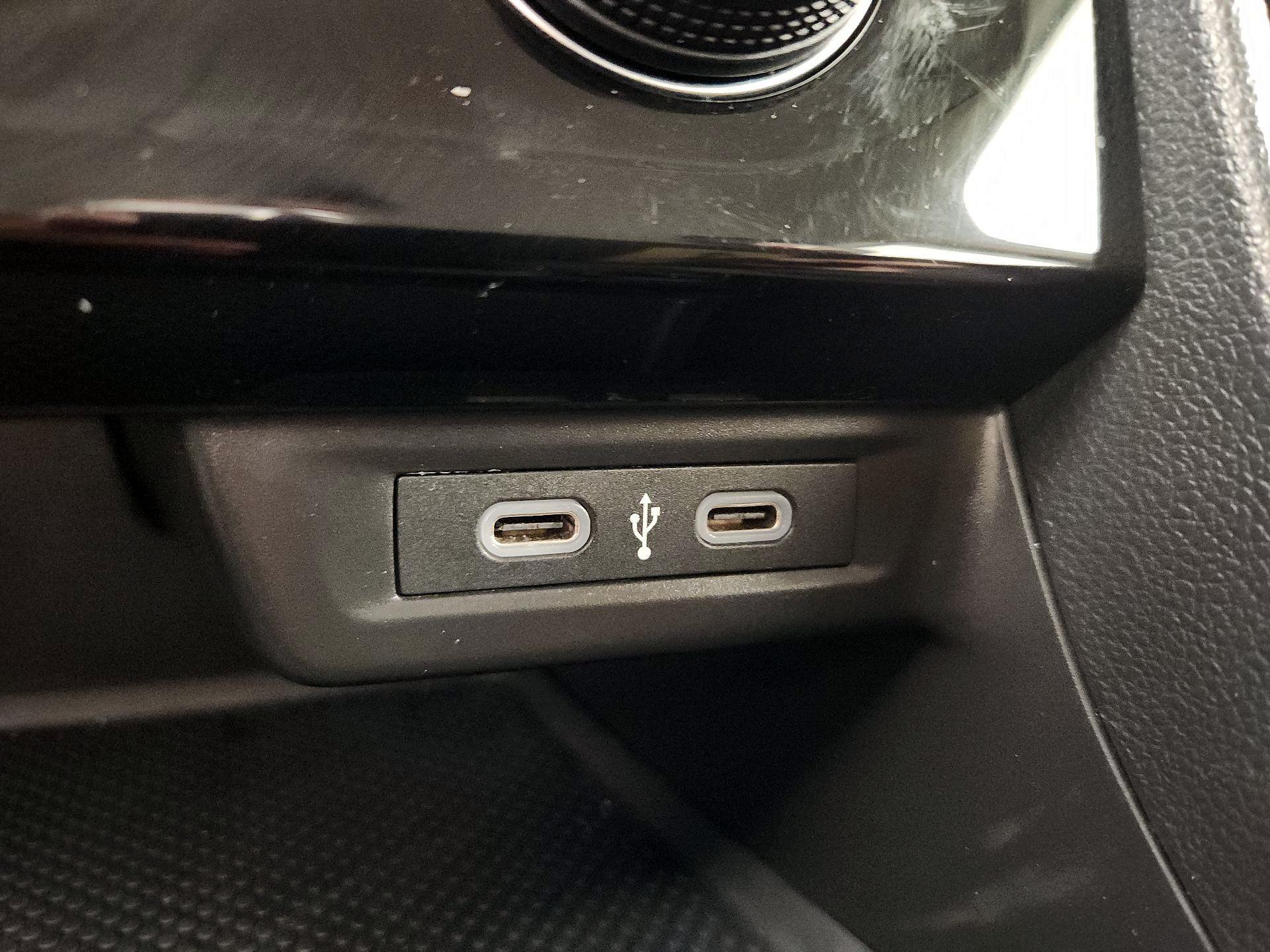 Thumbnail: 2024 Volkswagen Jetta - 18