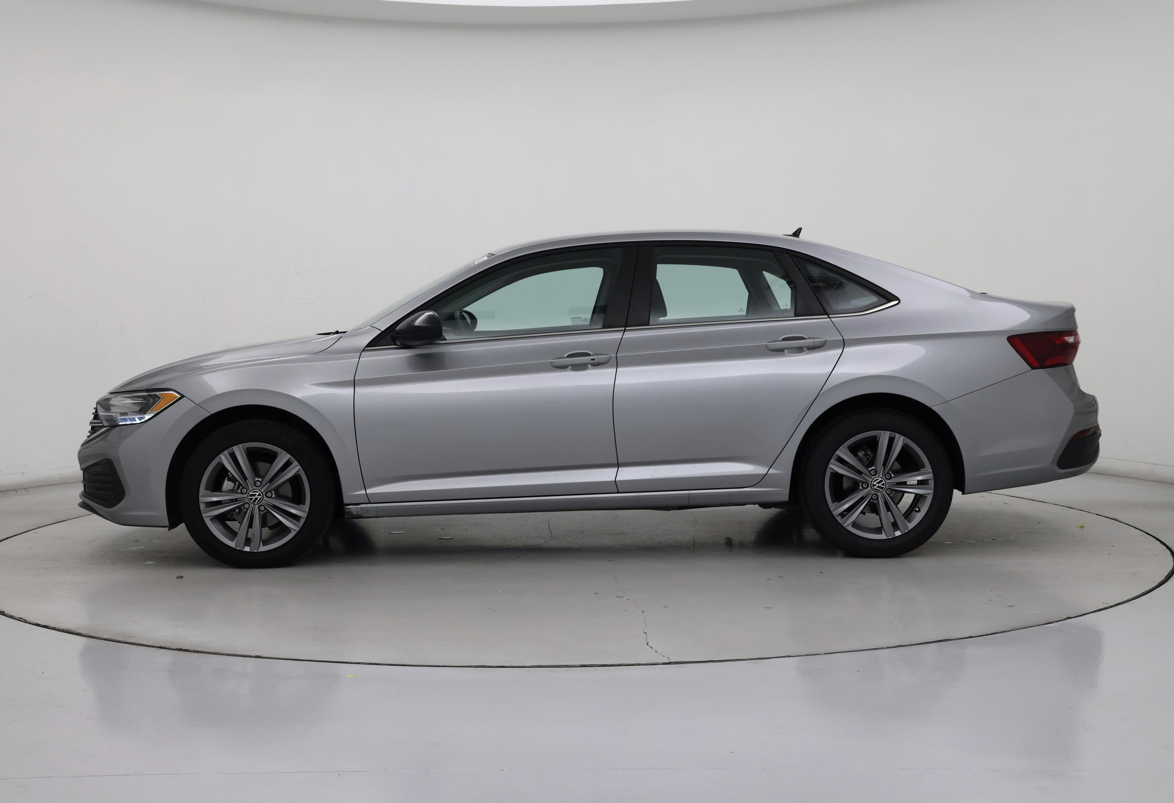 Thumbnail: 2024 Volkswagen Jetta - 3