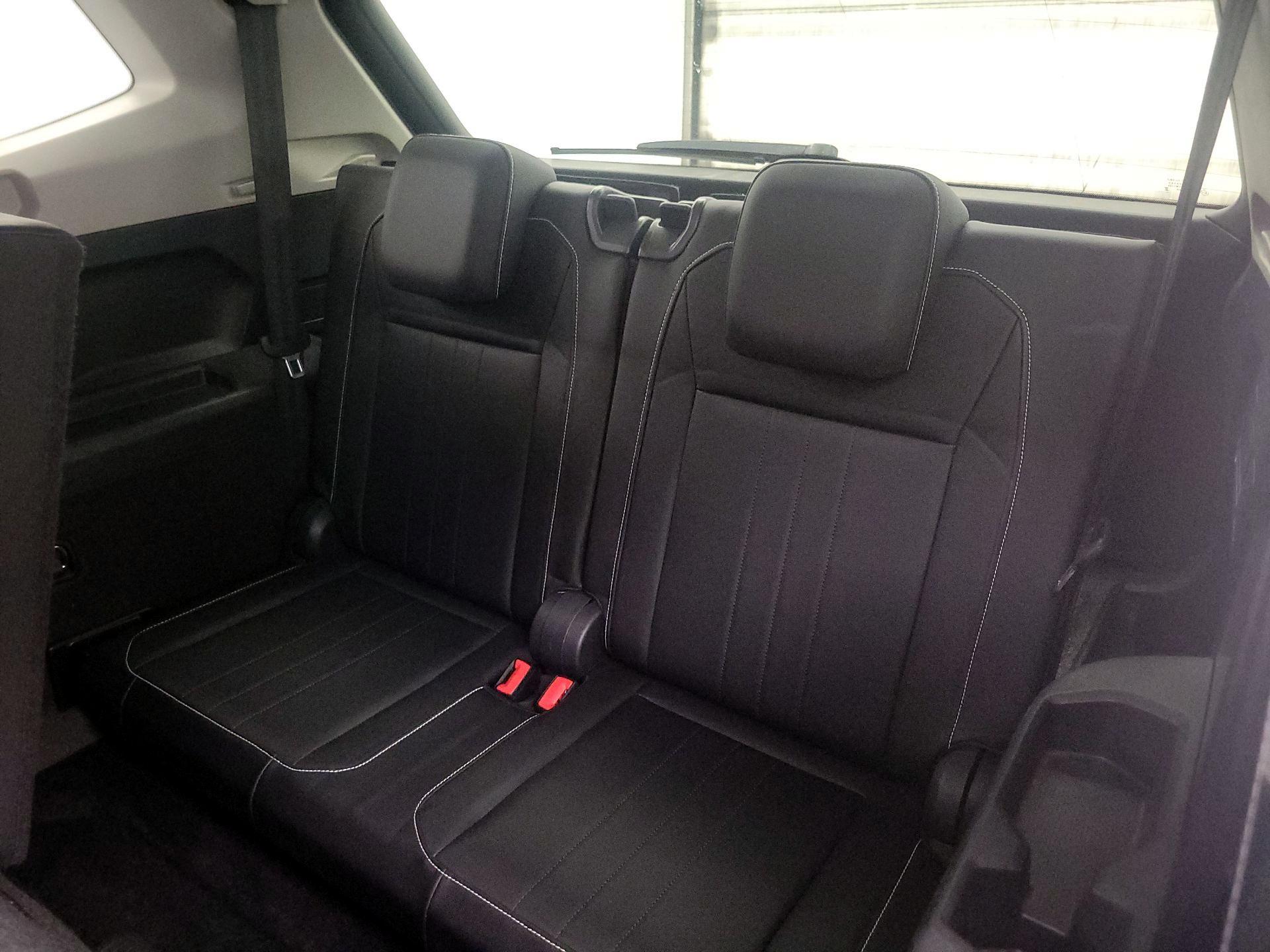 Thumbnail: 2023 Volkswagen Tiguan - 20