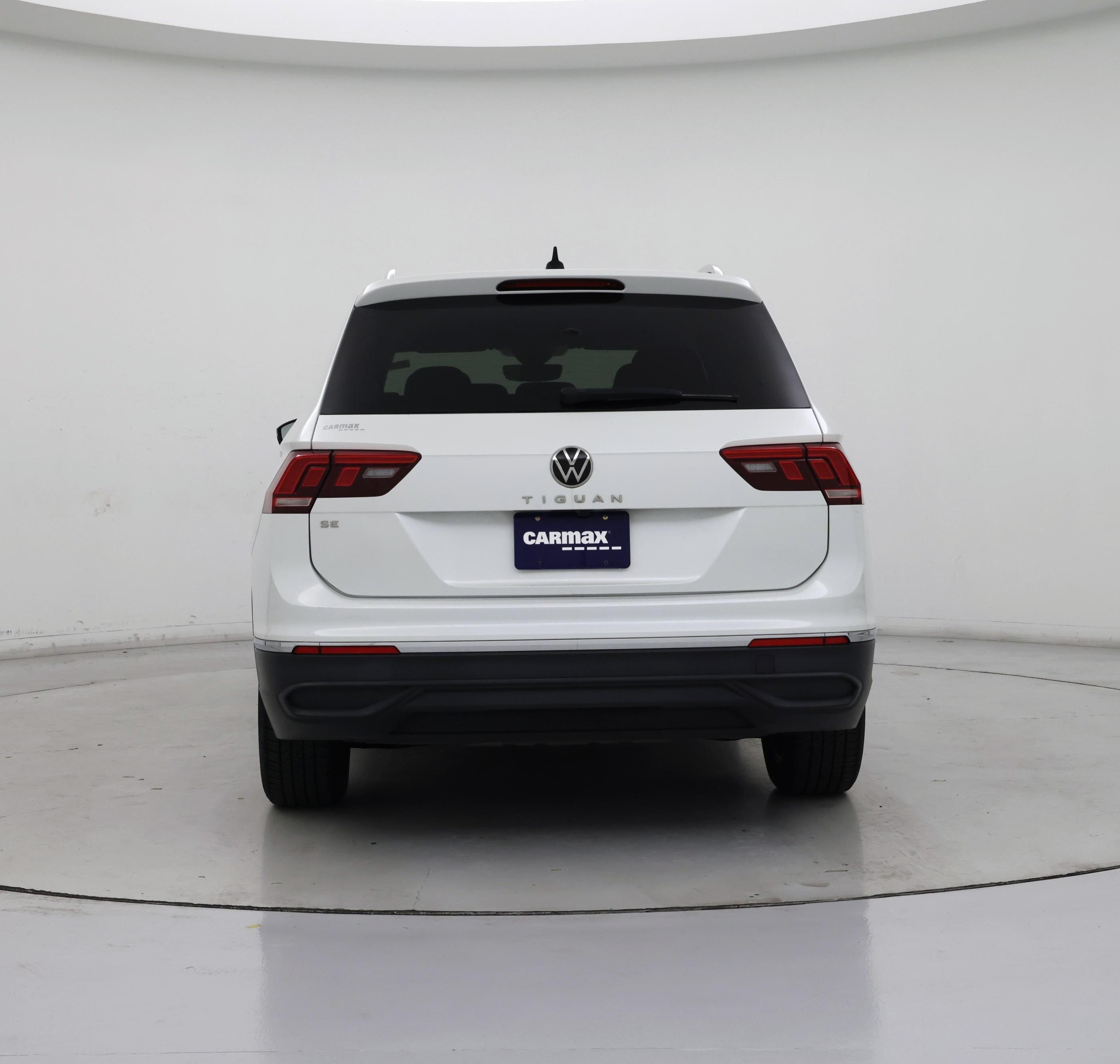 Thumbnail: 2023 Volkswagen Tiguan - 6