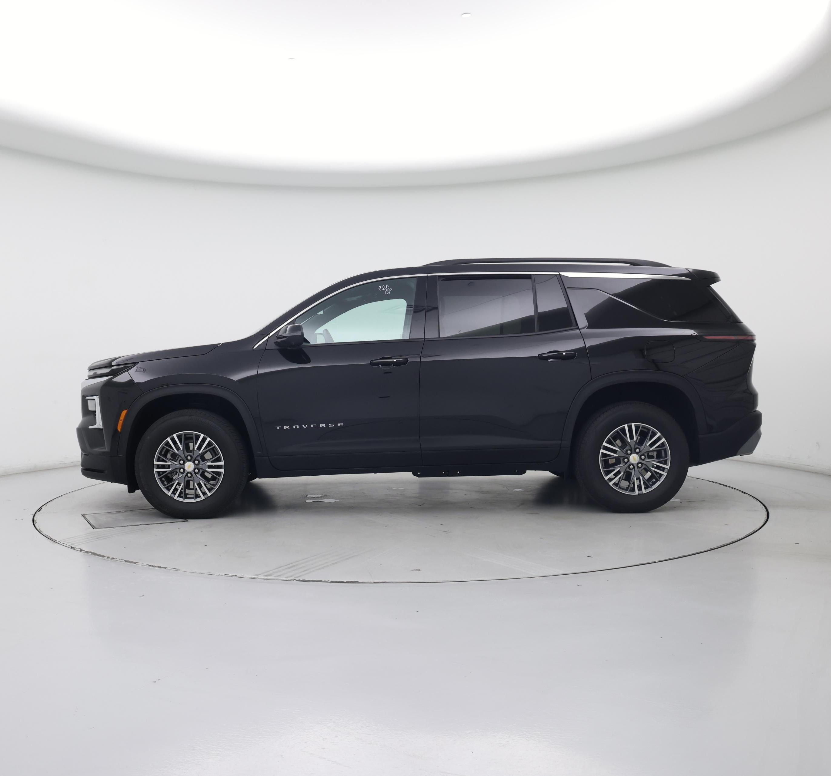Thumbnail: 2024 Chevrolet Traverse - 3