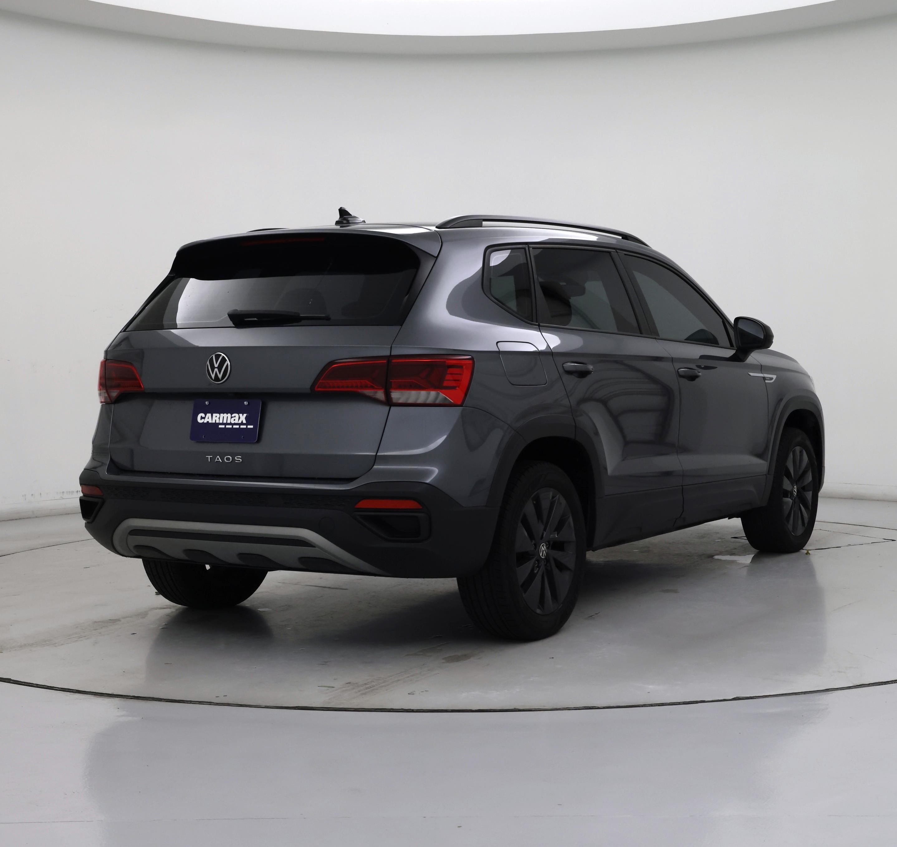 Thumbnail: 2023 Volkswagen Taos - 8