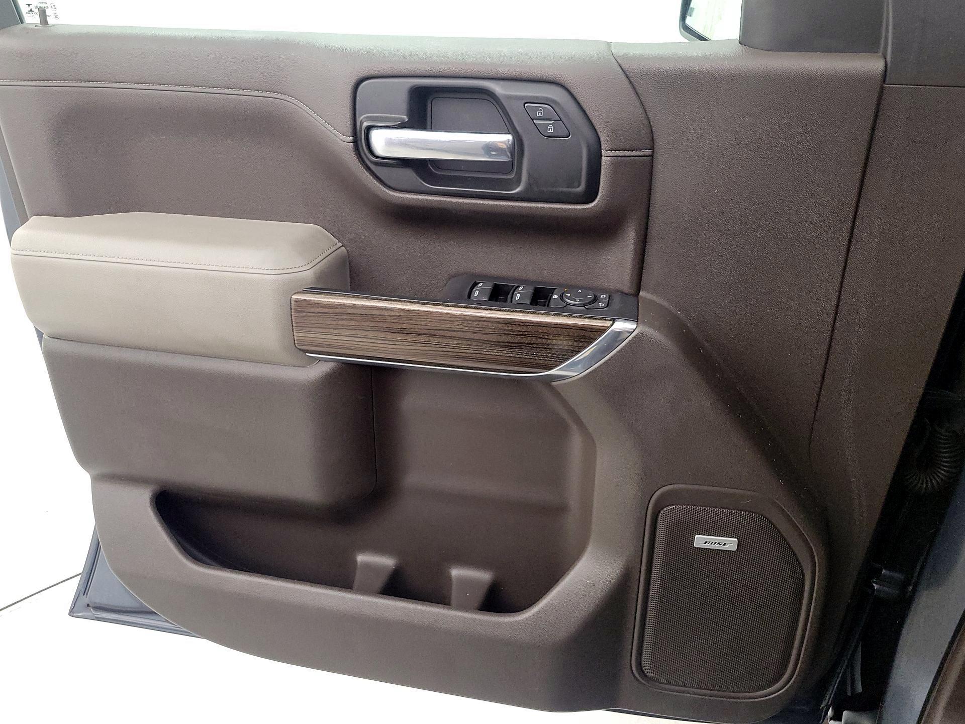 Thumbnail: 2020 Chevrolet Silverado 1500 - 12