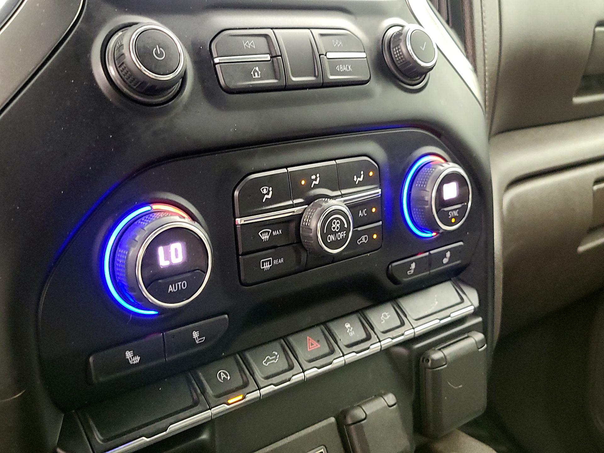 Thumbnail: 2020 Chevrolet Silverado 1500 - 16