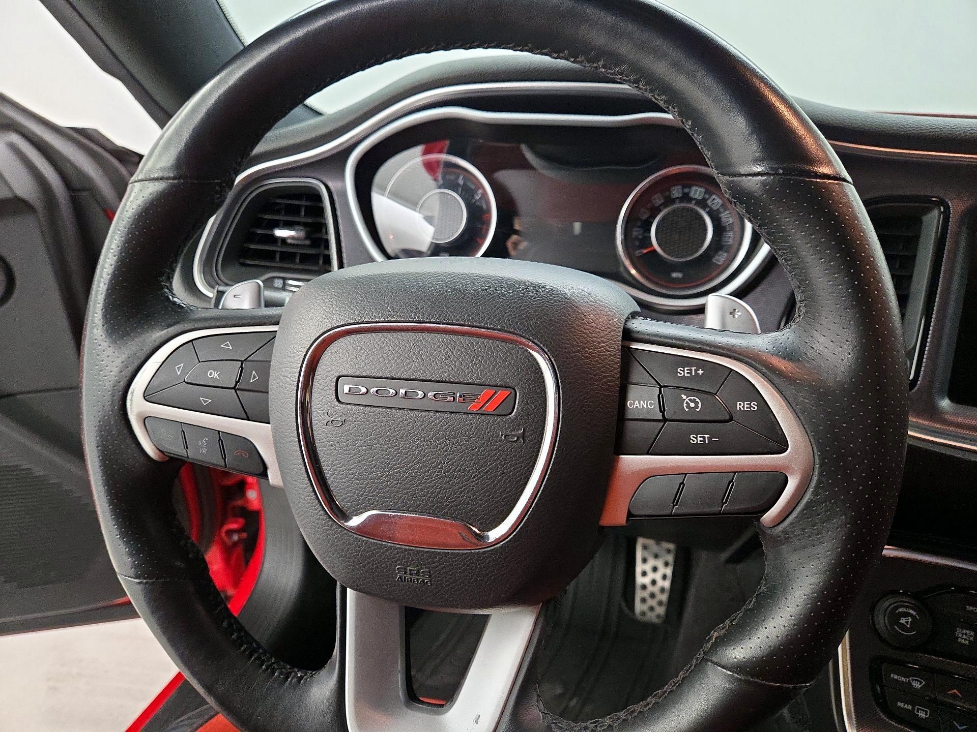 Thumbnail: 2016 Dodge Challenger - 10