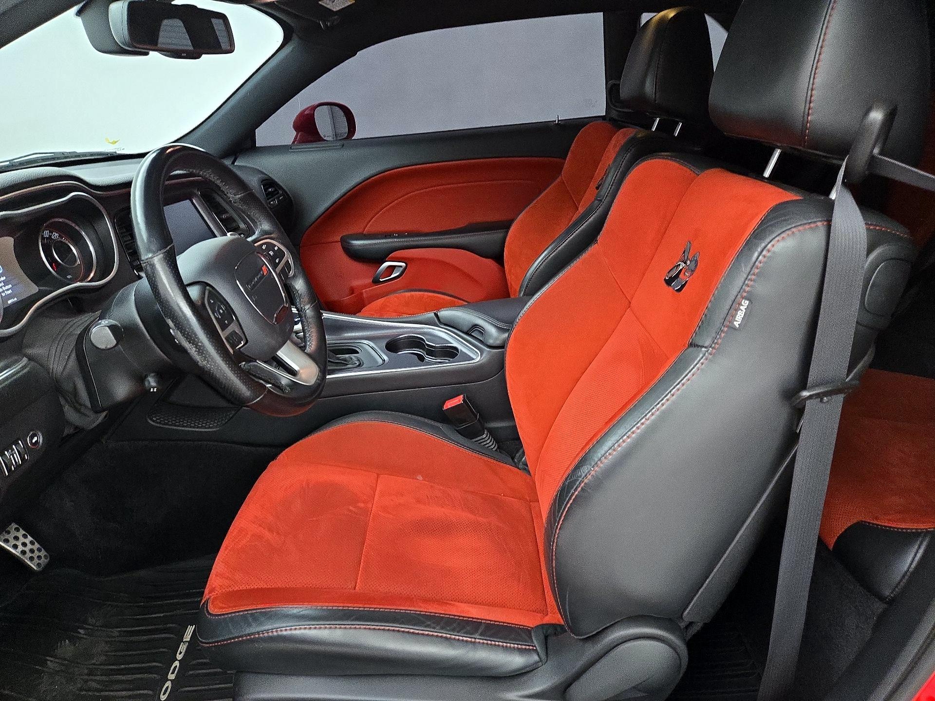 Thumbnail: 2016 Dodge Challenger - 11