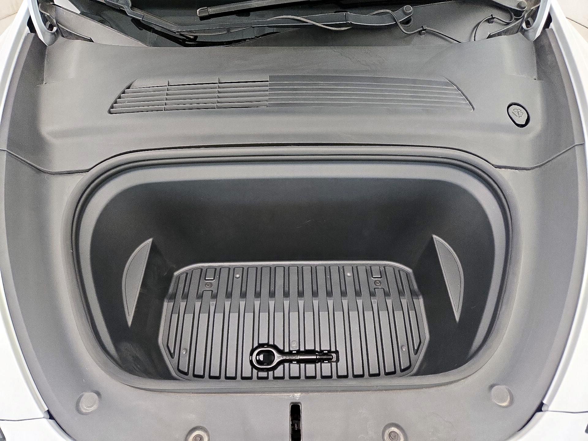 Thumbnail: 2020 Tesla Model Y - 20