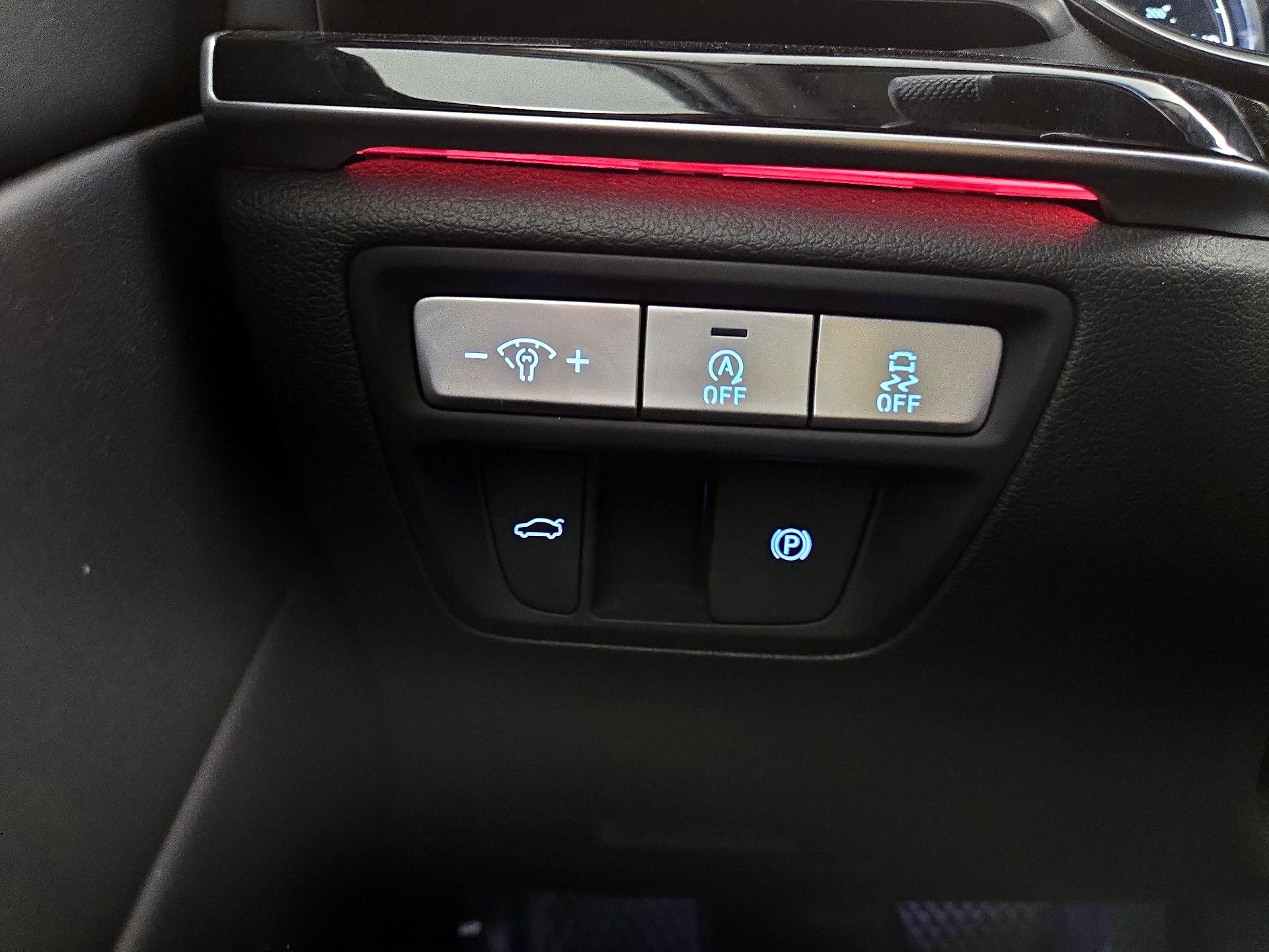 Thumbnail: 2023 Genesis G80 - 13