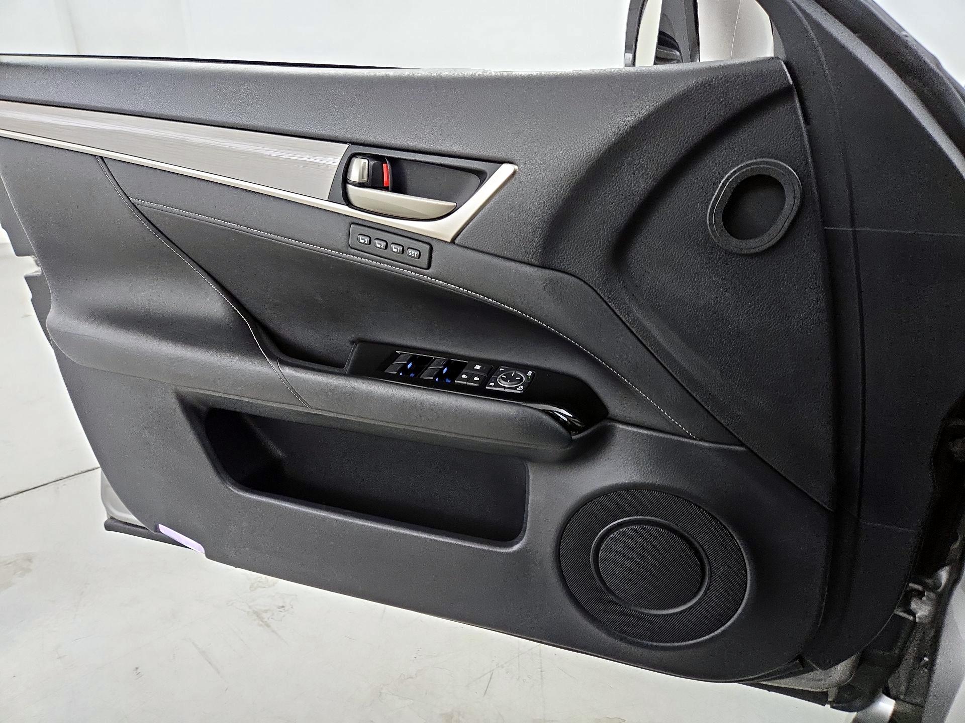 Thumbnail: 2015 Lexus GS - 12