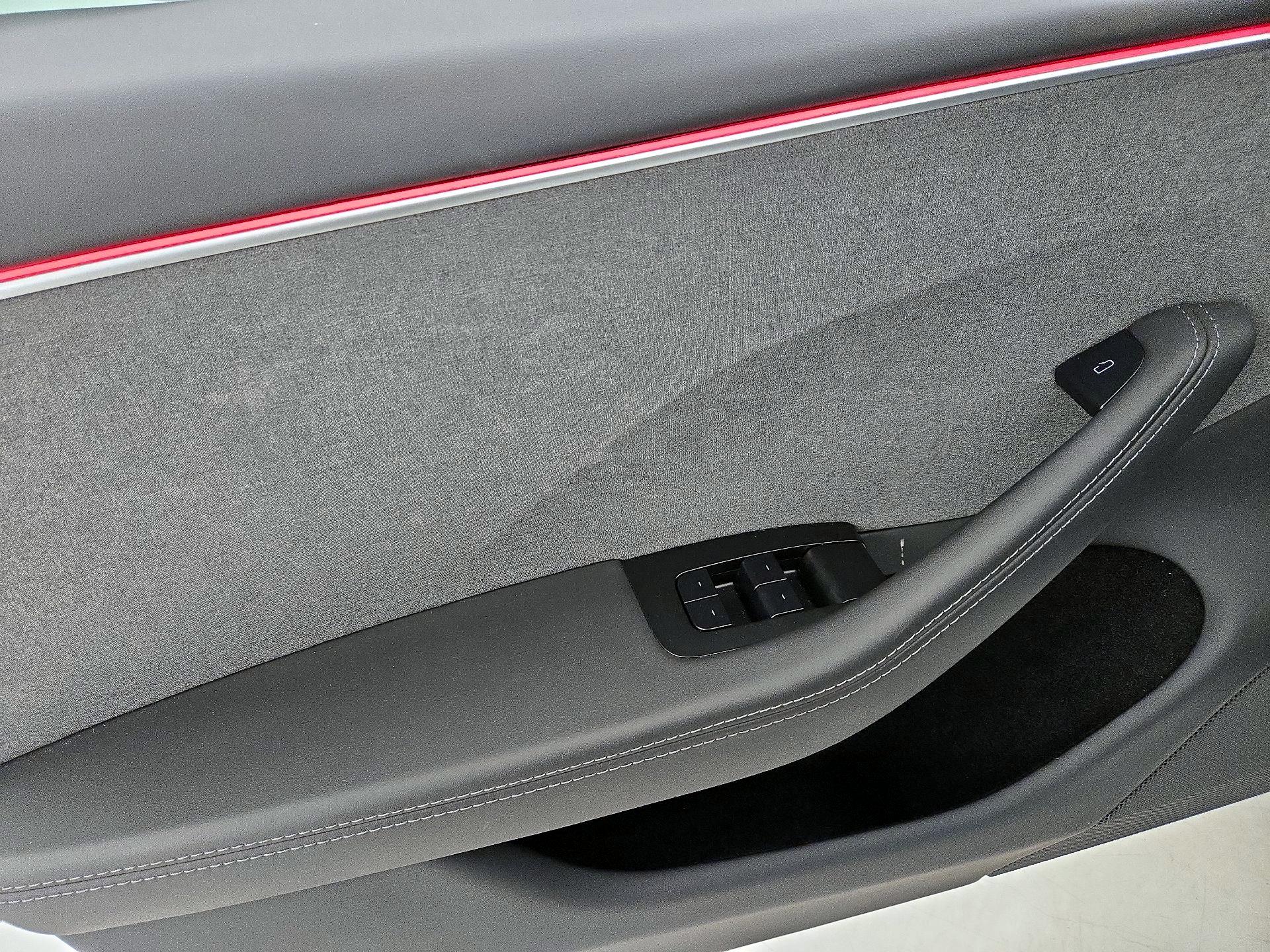 Thumbnail: 2025 Tesla Model 3 - 12