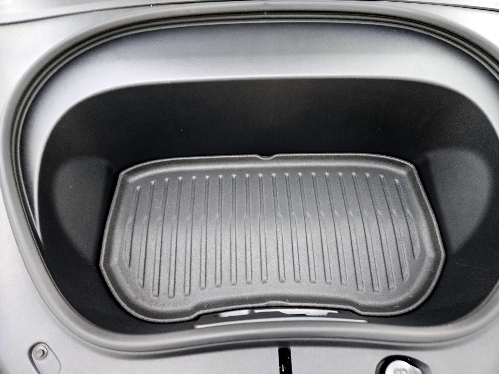 Thumbnail: 2025 Tesla Model 3 - 20