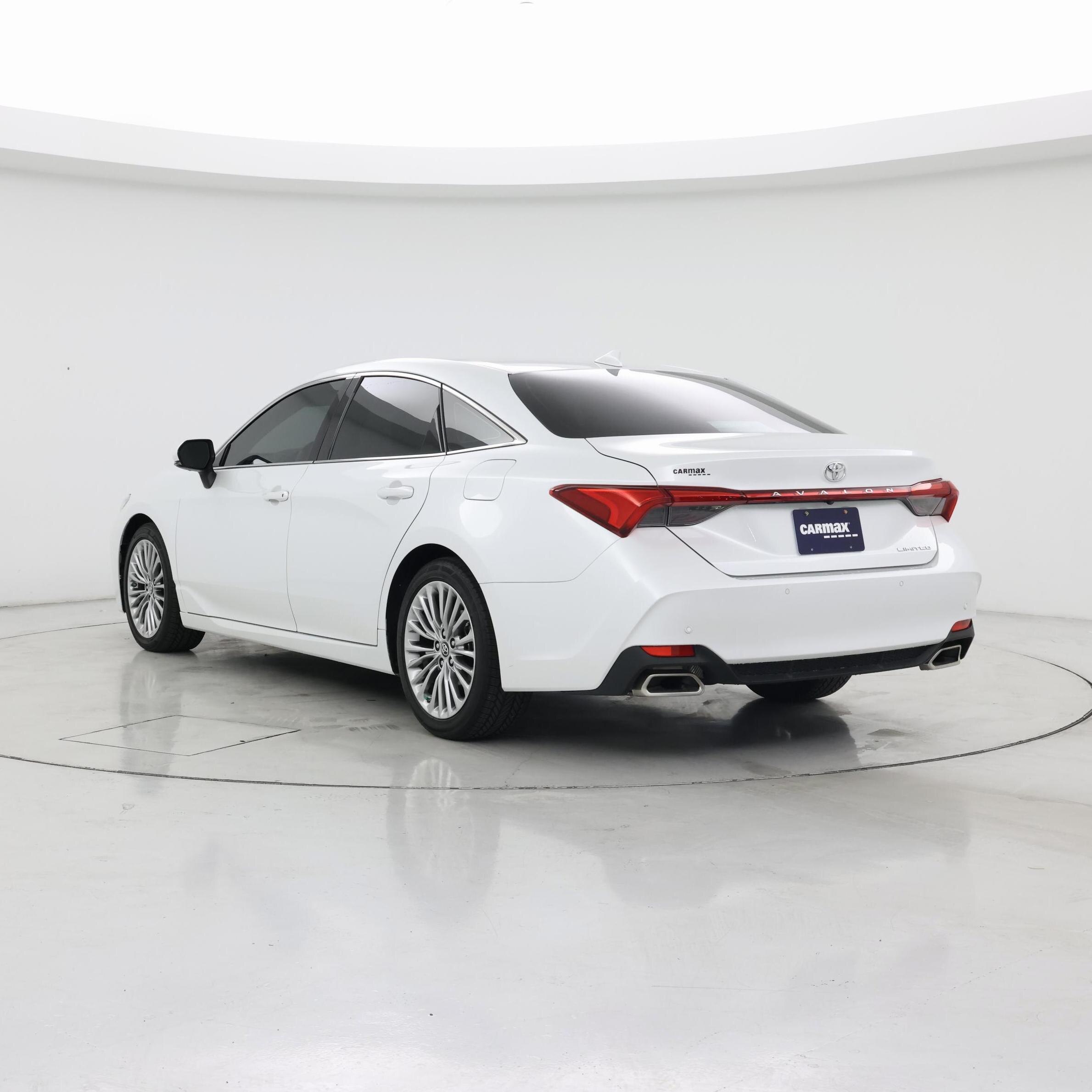 Thumbnail: 2019 Toyota Avalon - 2